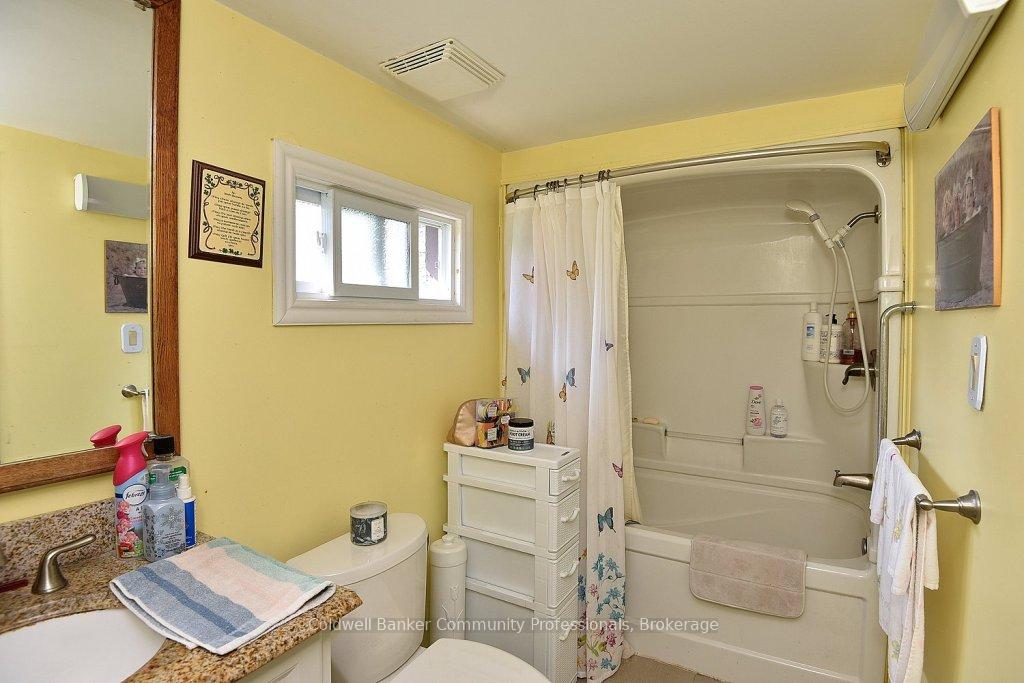Photo 21 of 413 Brunswick Street, Hamilton, McQuesten — HOMEH