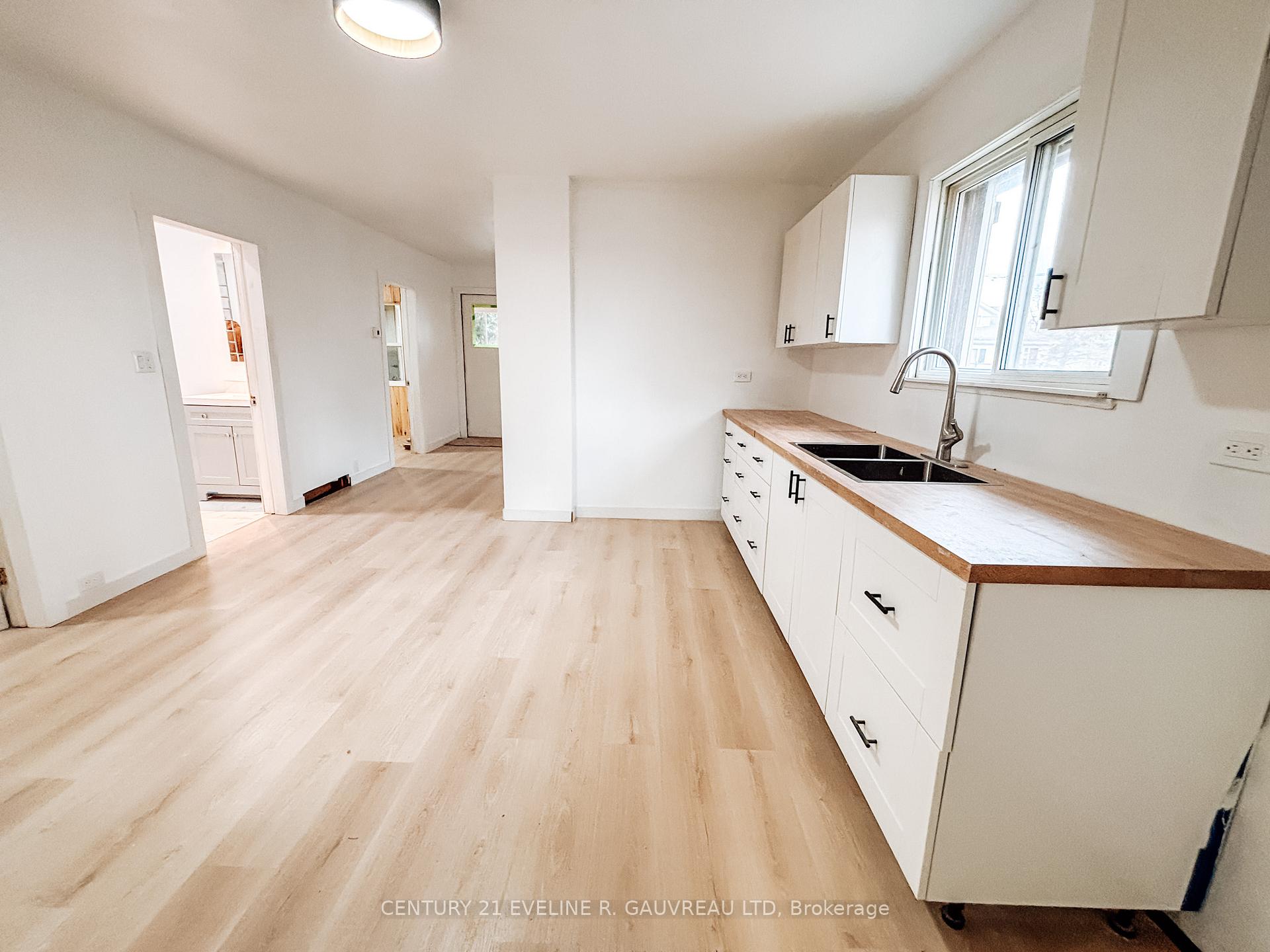 Photo 6 of 52A Seventh Avenue, Englehart — HOMEH