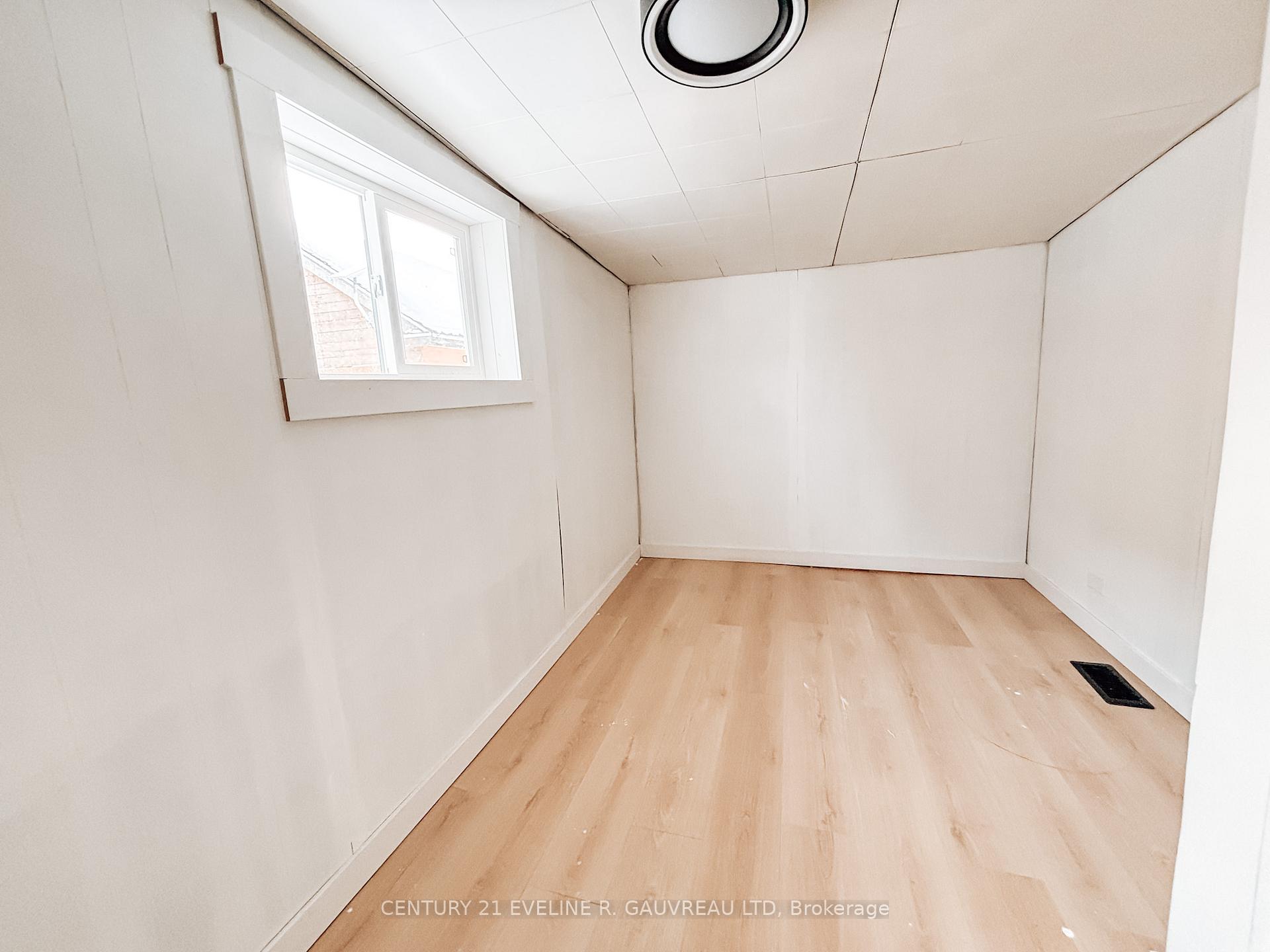 Photo 11 of 52A Seventh Avenue, Englehart — HOMEH