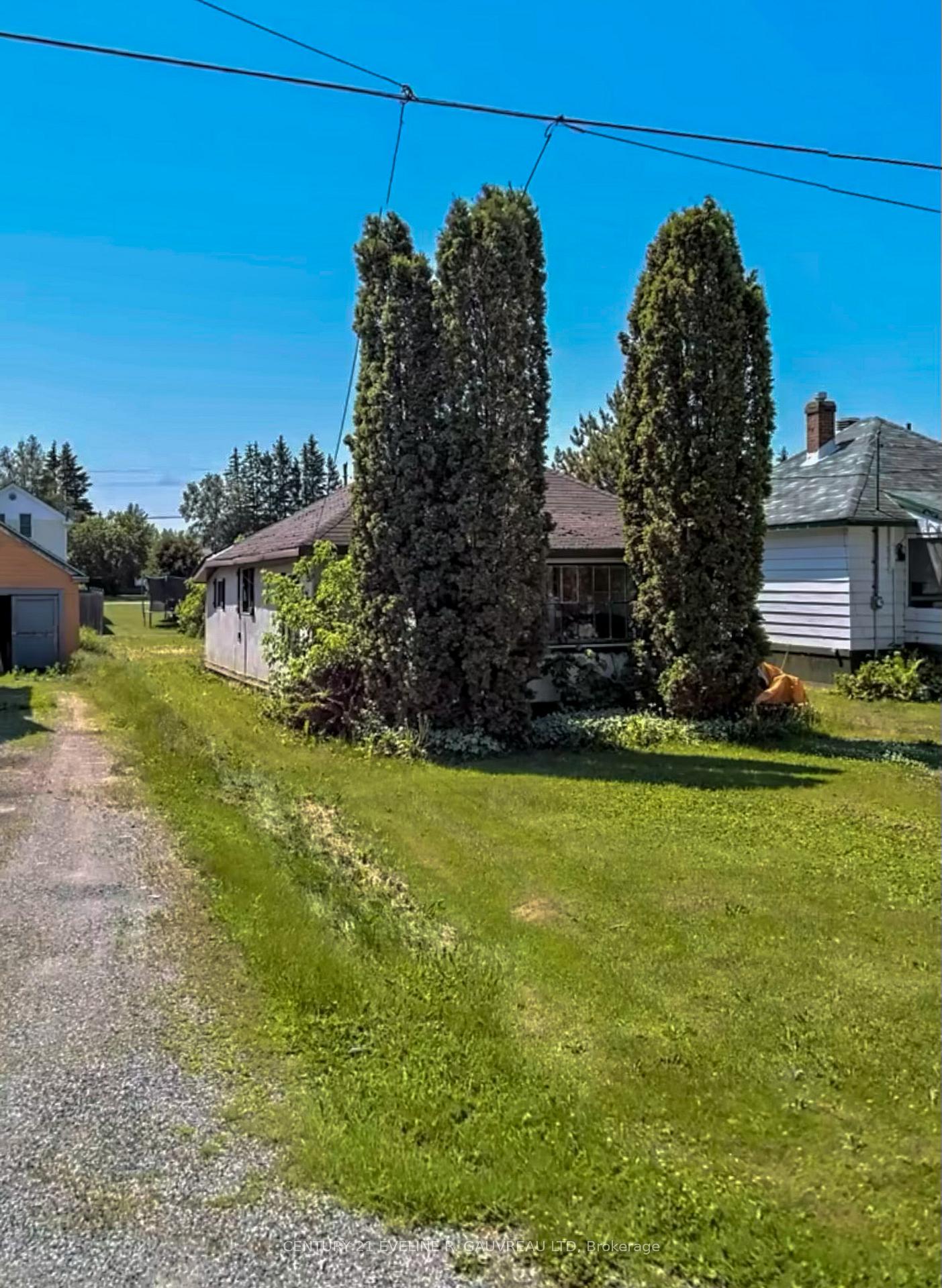 Photo 17 of 52A Seventh Avenue, Englehart — HOMEH