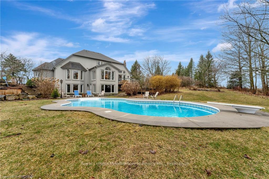 Photo 42 of 299 Concession 10 Road E, Hamilton, Rural Flamborough — HOMEH