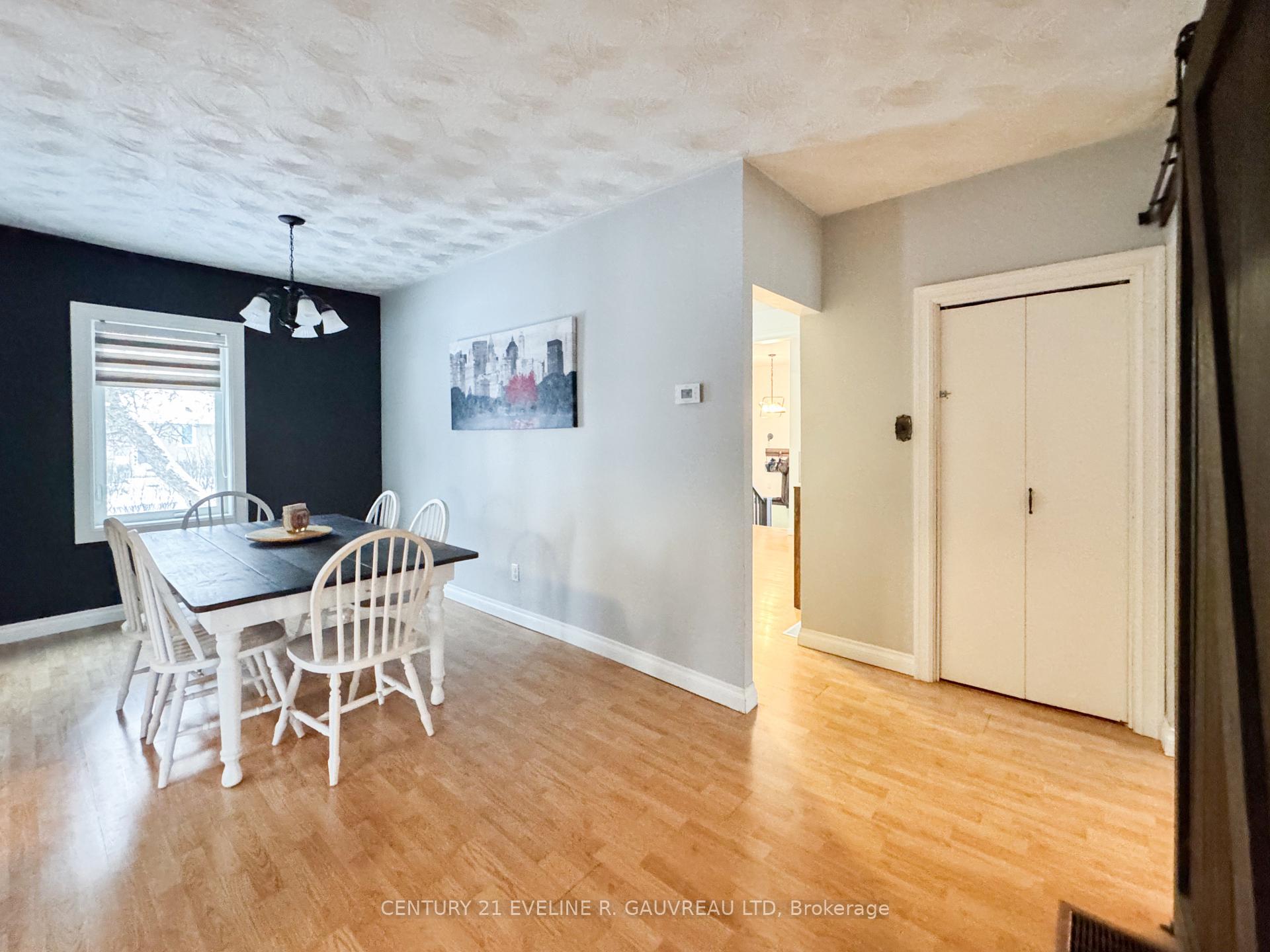 Photo 25 of 39 Sixth Avenue, Englehart — HOMEH