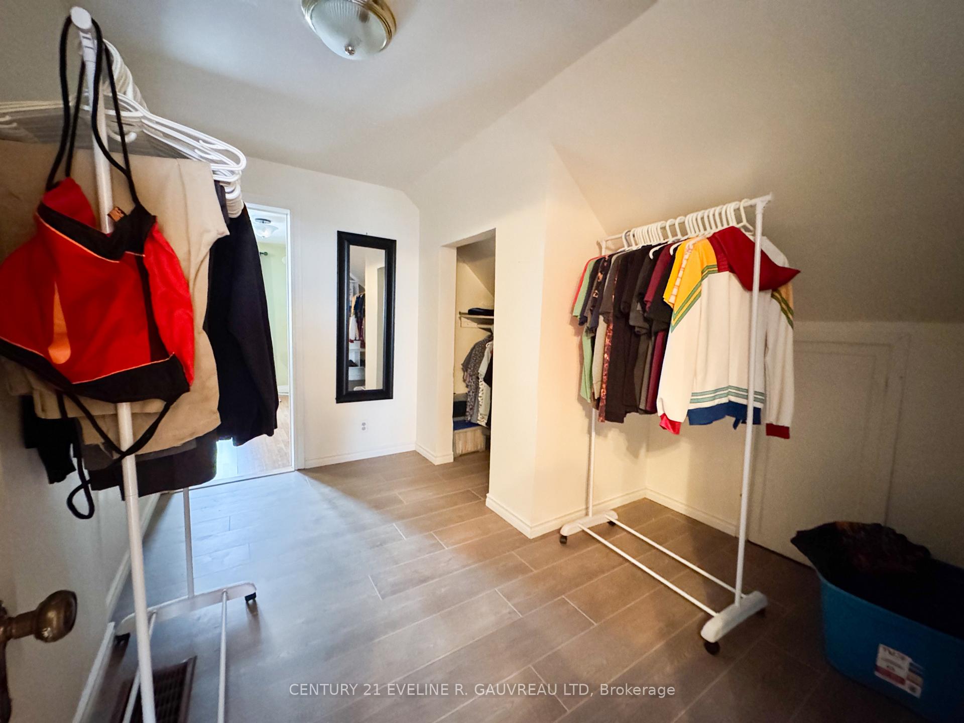 Photo 20 of 39 Sixth Avenue, Englehart — HOMEH