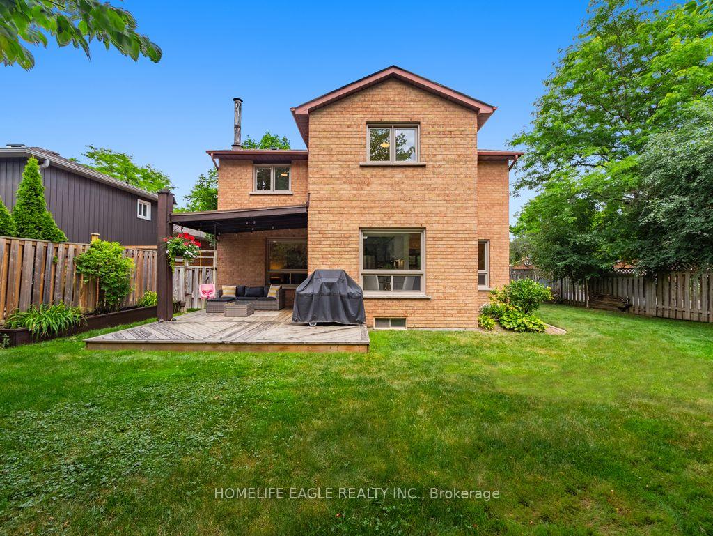 Photo 18 of 7 Moffat Crescent, Aurora, Aurora Heights — HOMEH