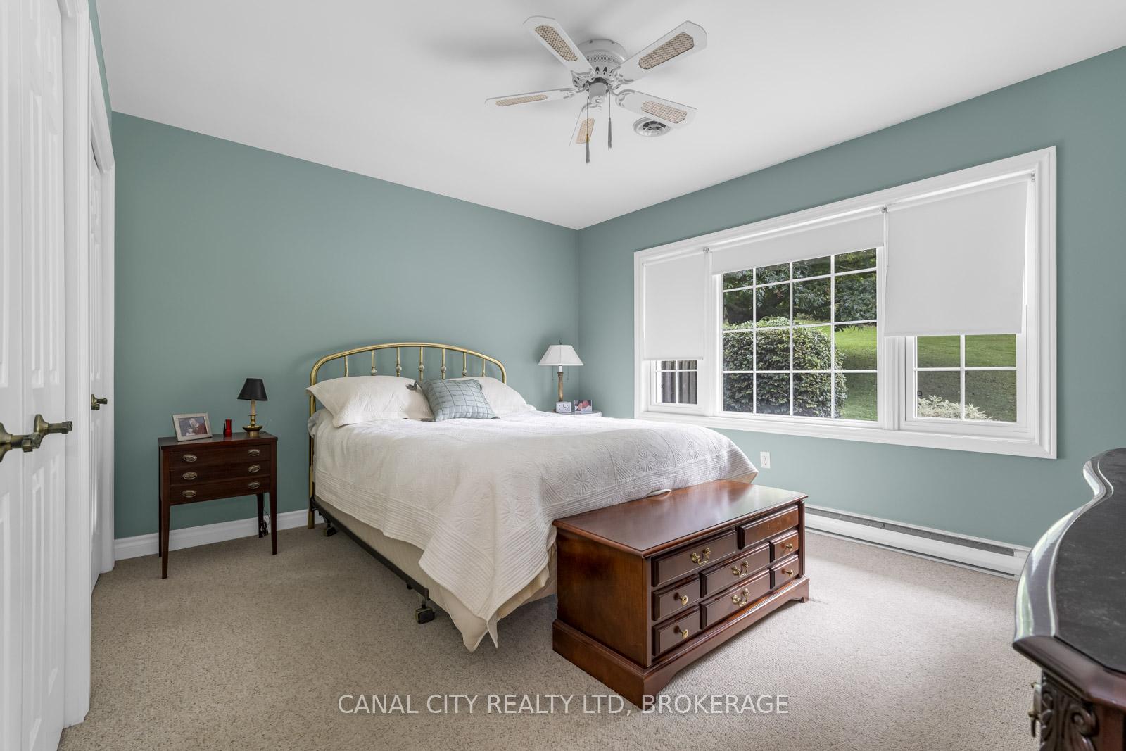 Photo 12 of 63 Mountain Street, St. Catharines, Burleigh Hill — HOMEH