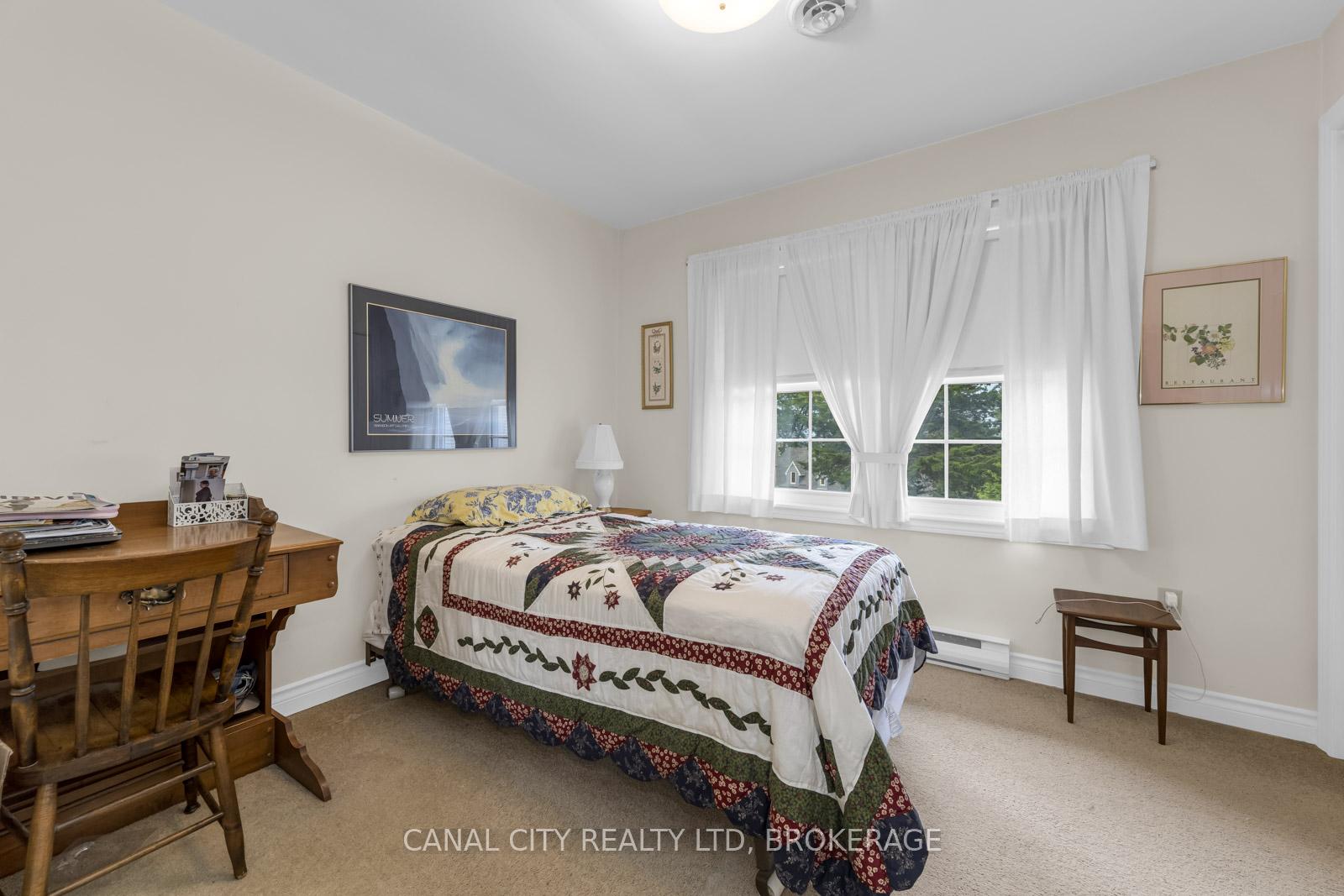 Photo 16 of 63 Mountain Street, St. Catharines, Burleigh Hill — HOMEH