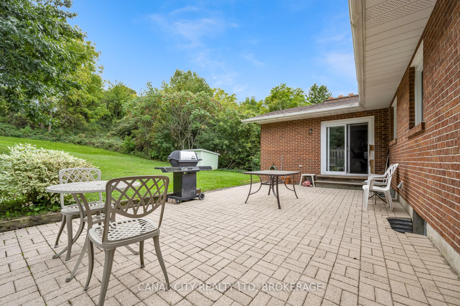 Photo 26 of 63 Mountain Street, St. Catharines, Burleigh Hill — HOMEH