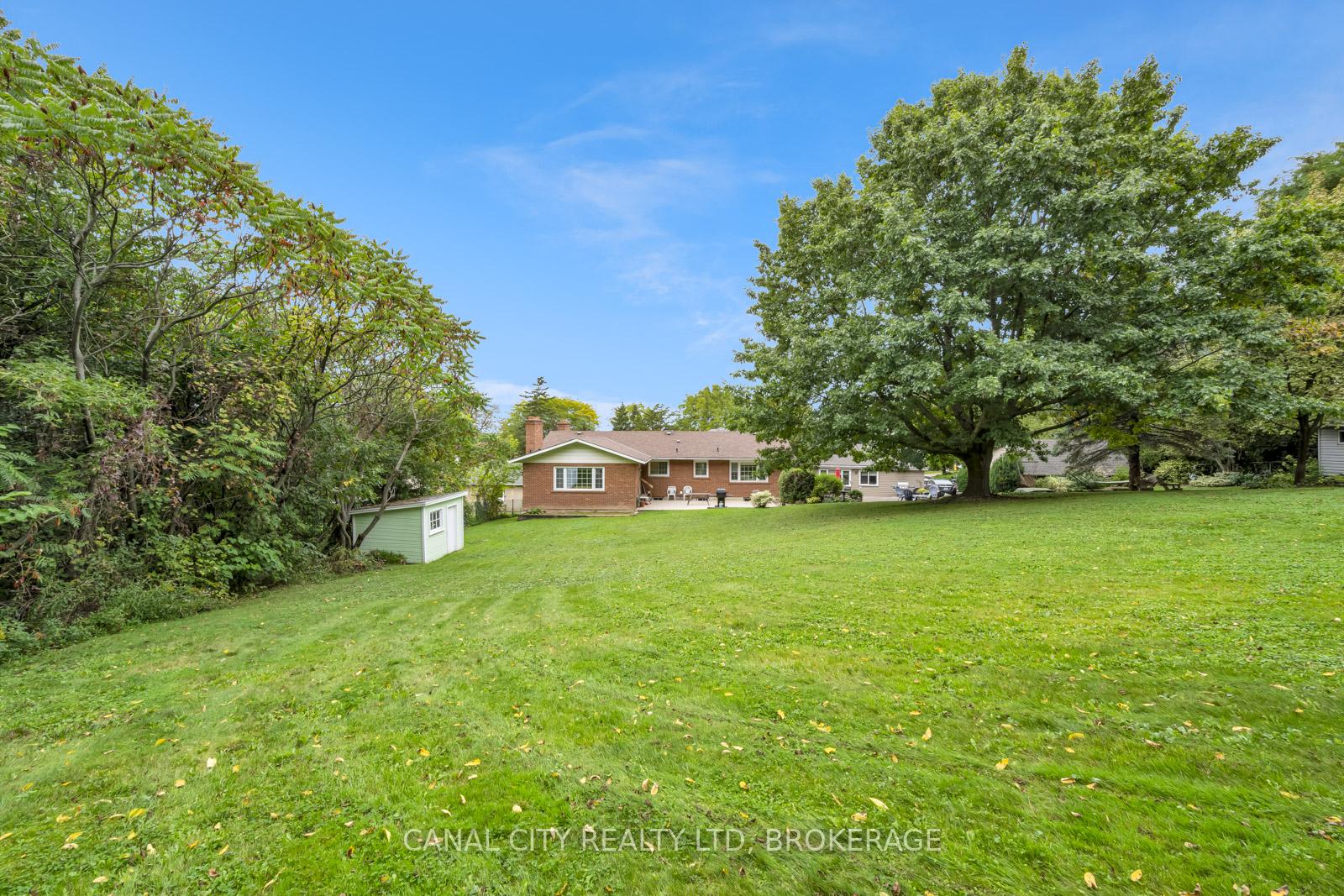 Photo 28 of 63 Mountain Street, St. Catharines, Burleigh Hill — HOMEH