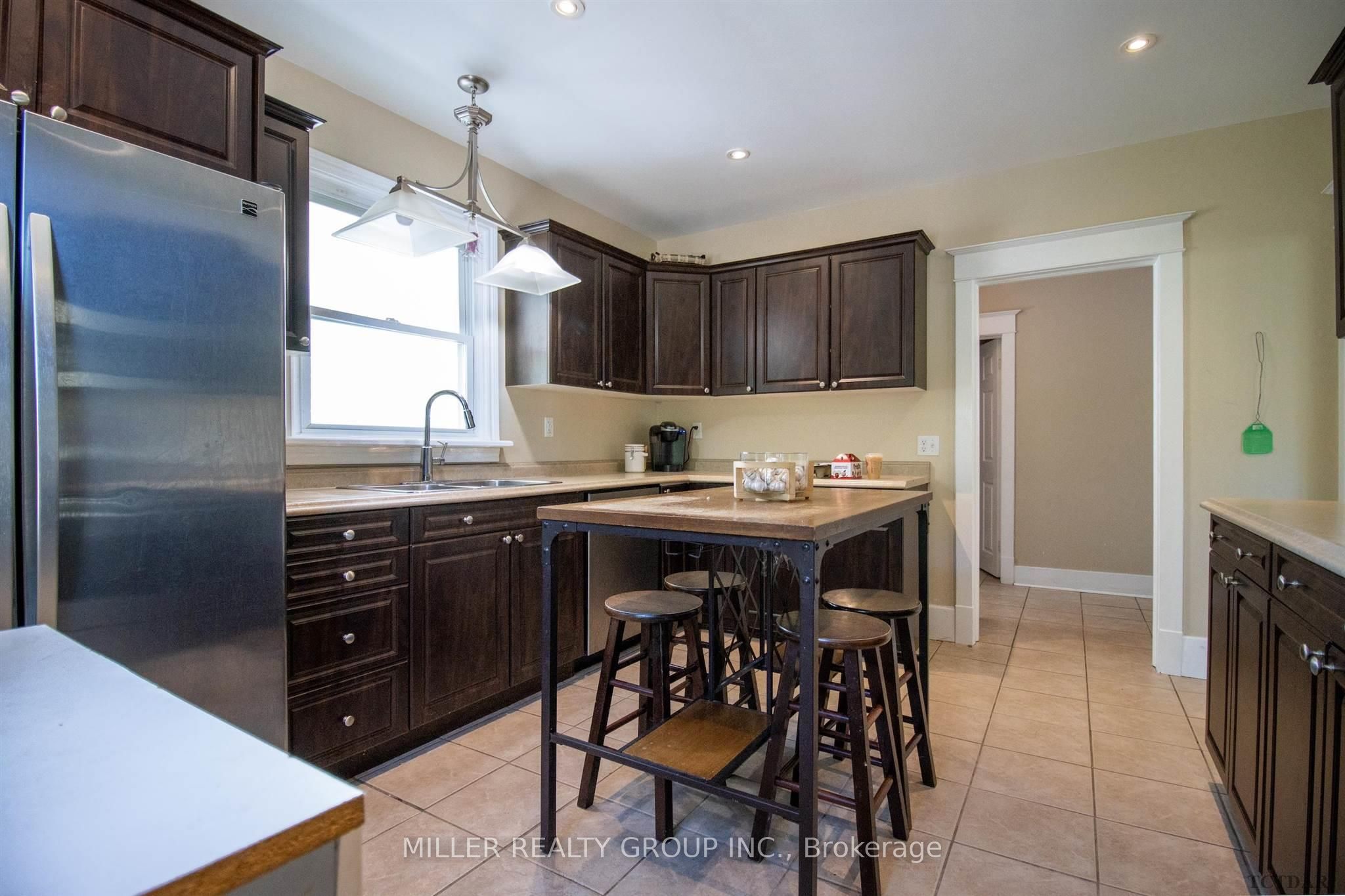 Photo 10 of 635 Brewster Street, Temiskaming Shores, Haileybury — HOMEH