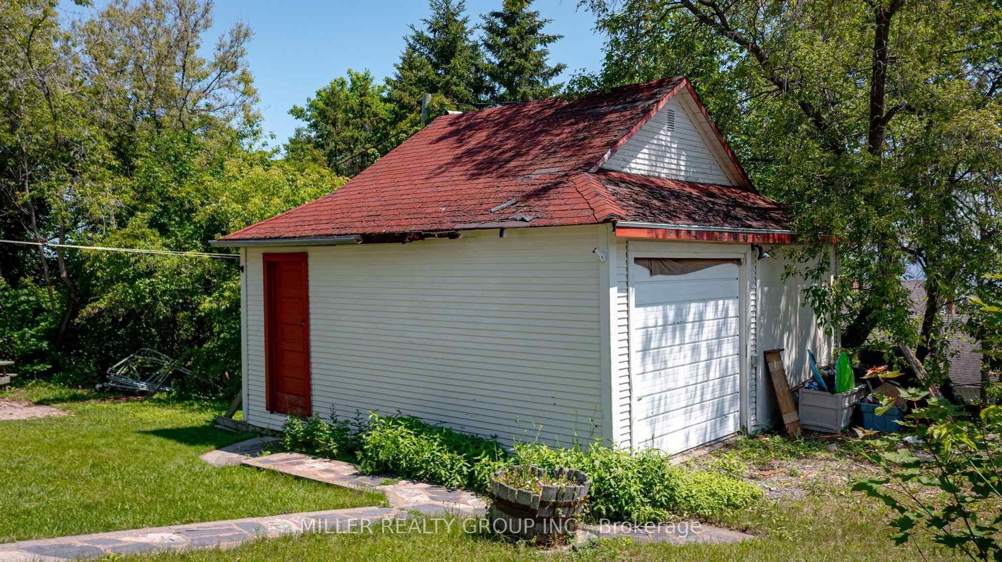 Photo 35 of 635 Brewster Street, Temiskaming Shores, Haileybury — HOMEH