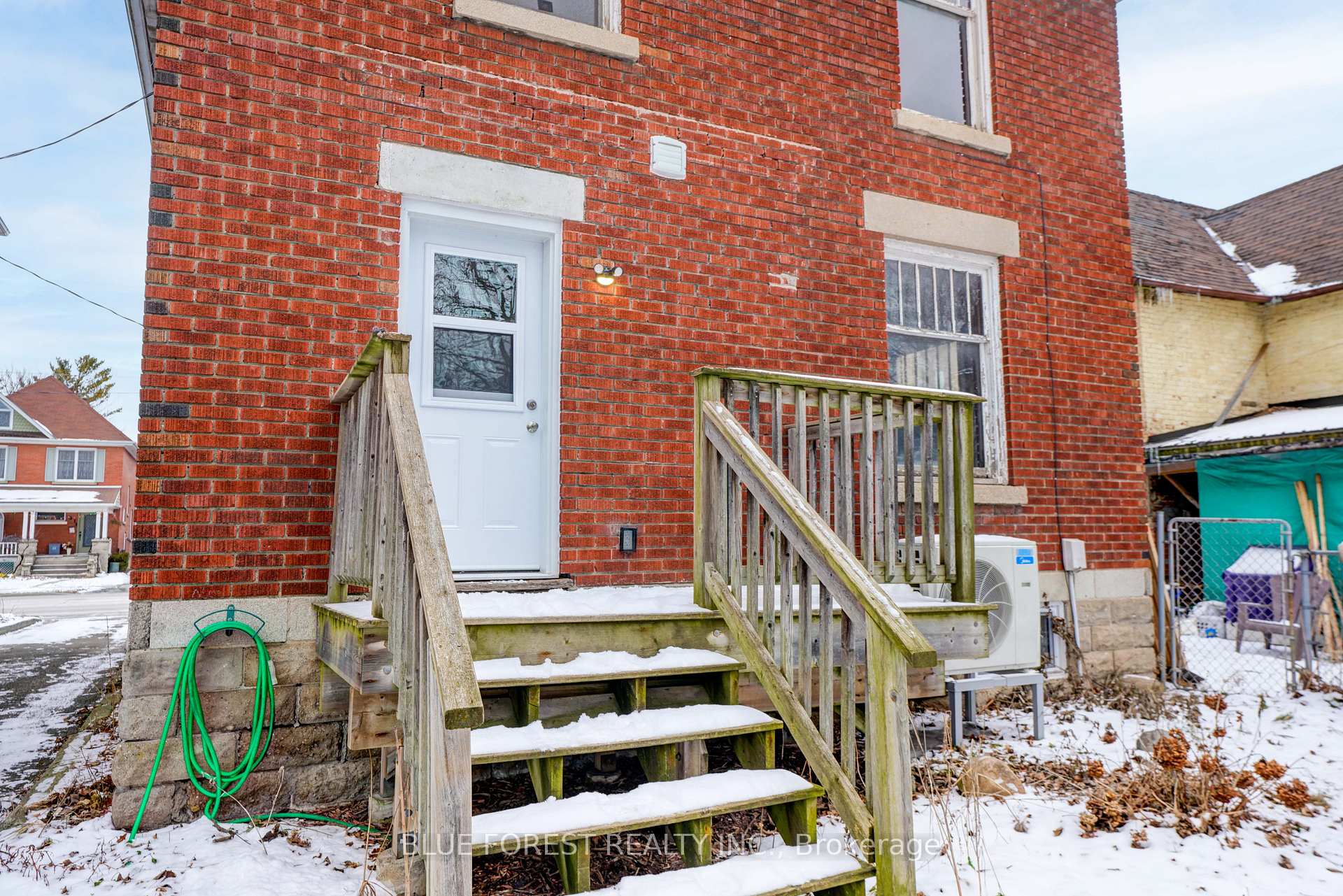 Photo 24 of 94 Wellington Street, St. Thomas — HOMEH