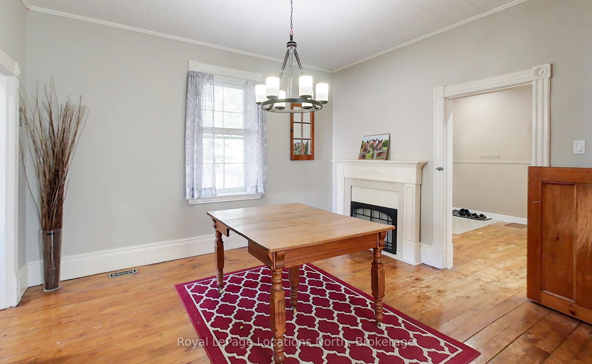 Photo 10 of 523 Hurontario Street, Collingwood — HOMEH