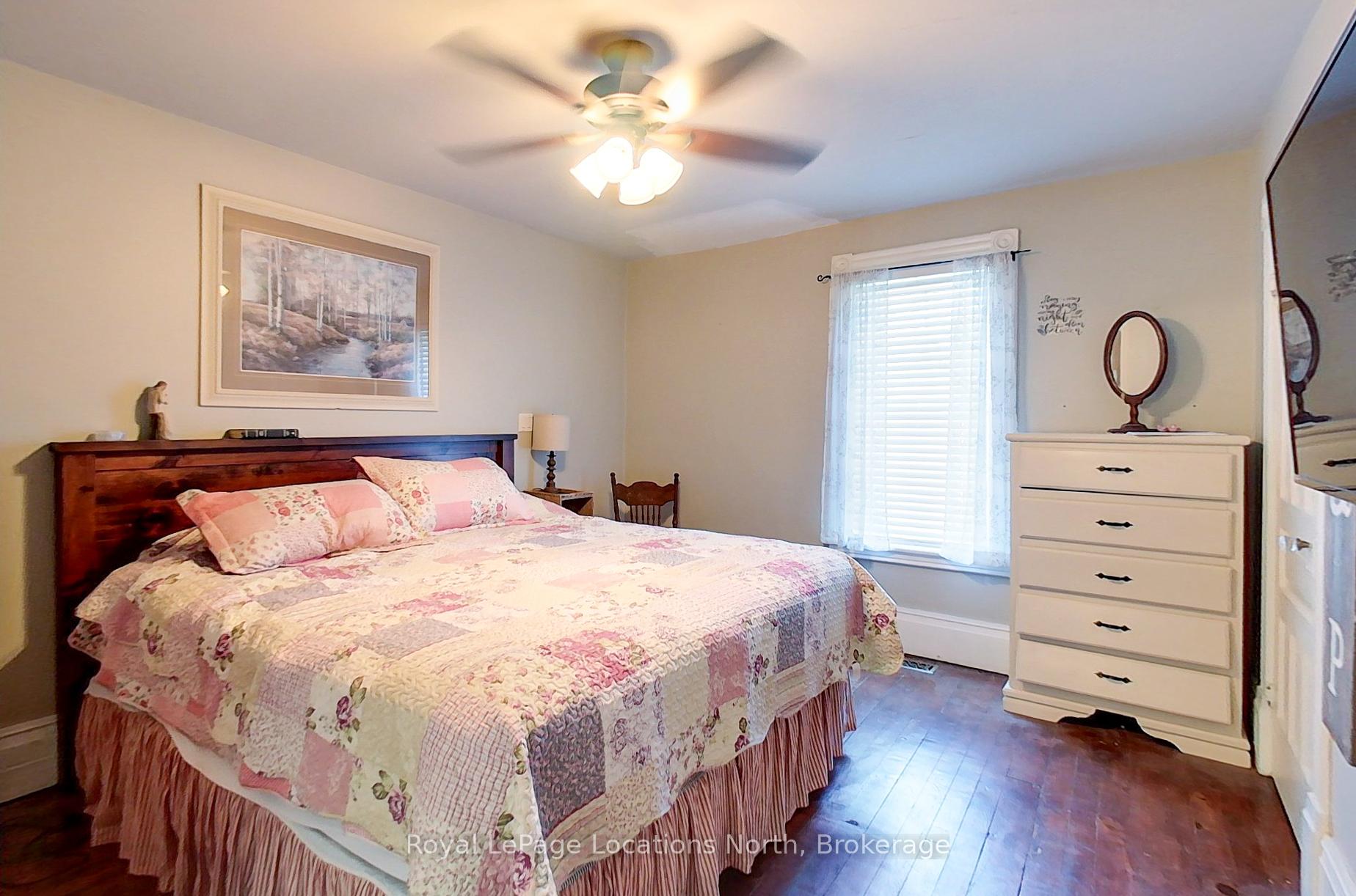 Photo 14 of 523 Hurontario Street, Collingwood — HOMEH