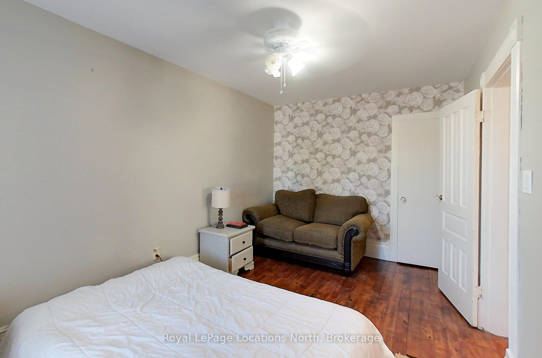 Photo 18 of 523 Hurontario Street, Collingwood — HOMEH