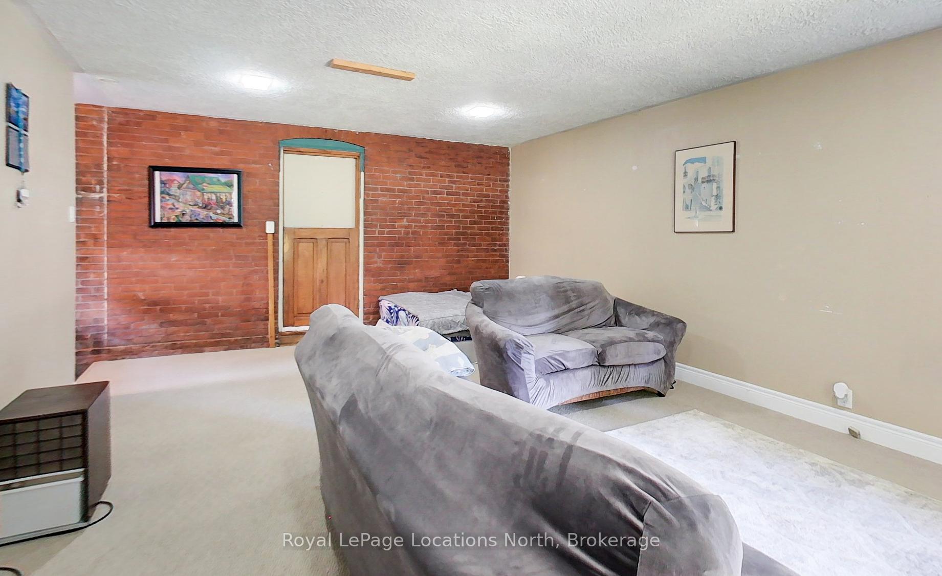 Photo 30 of 523 Hurontario Street, Collingwood — HOMEH