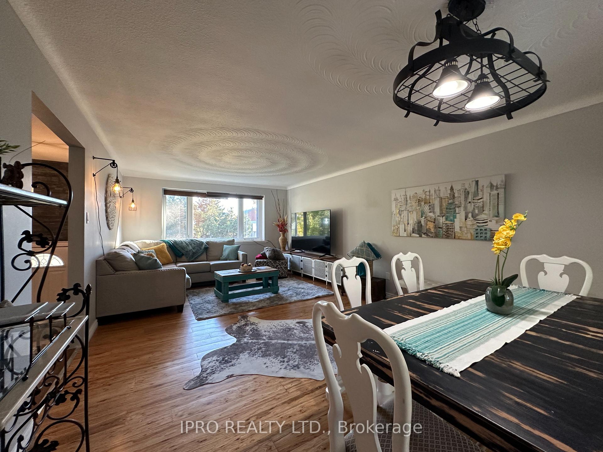 Photo 8 of 2607 Norman Road, Hamilton, Rural Flamborough — HOMEH