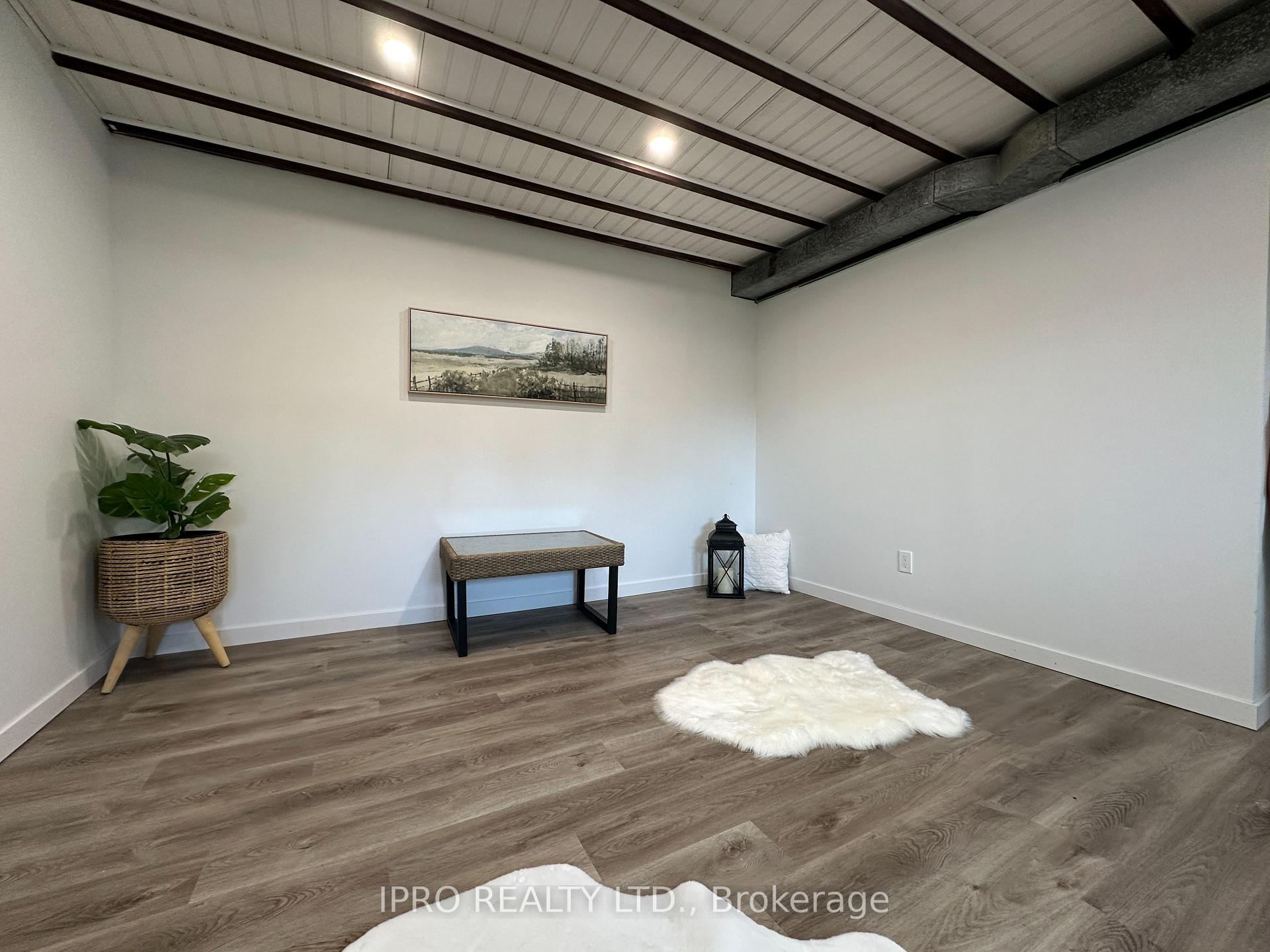Photo 18 of 2607 Norman Road, Hamilton, Rural Flamborough — HOMEH