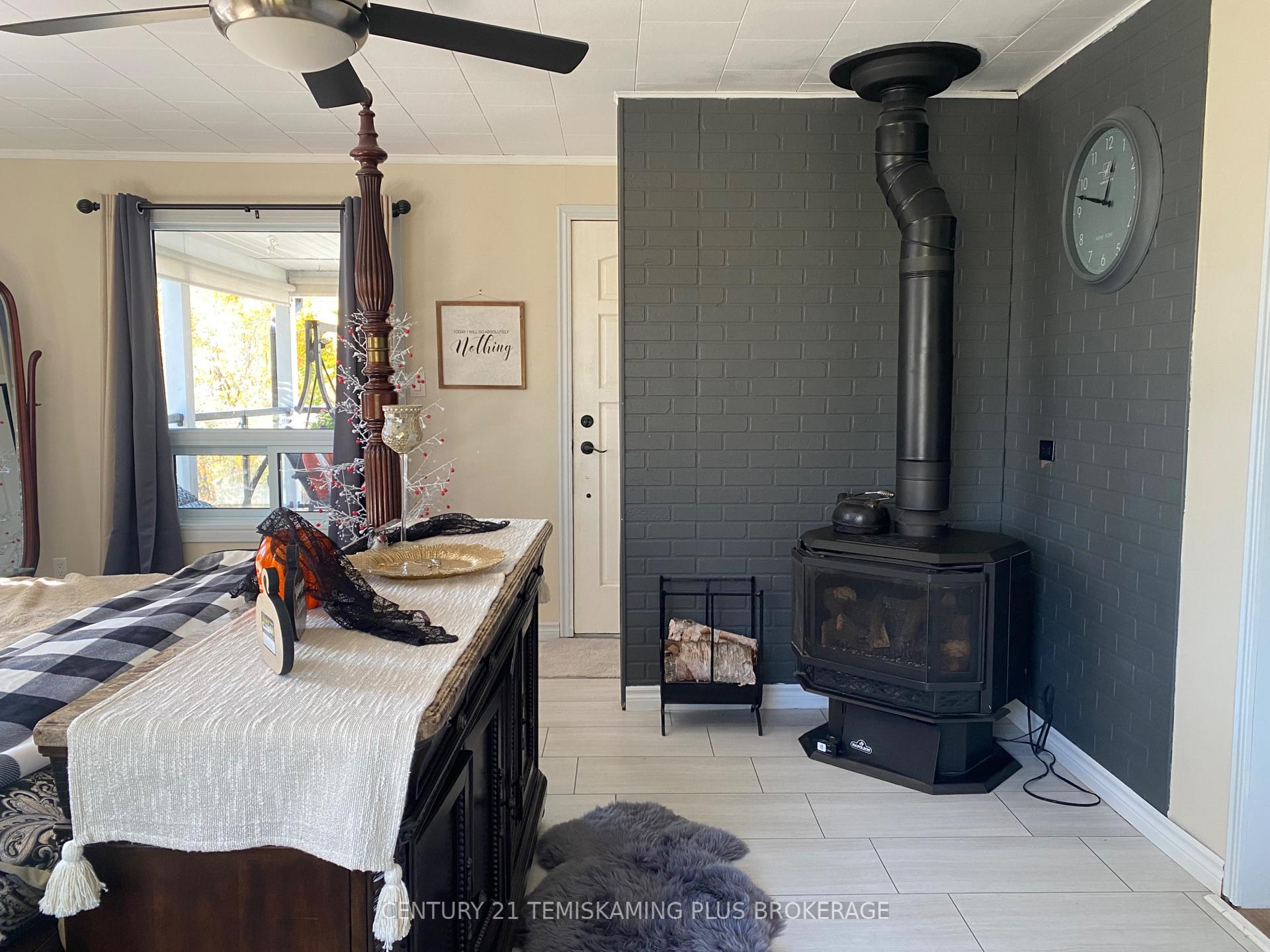 Photo 19 of 49 Galena Street, Cobalt — HOMEH