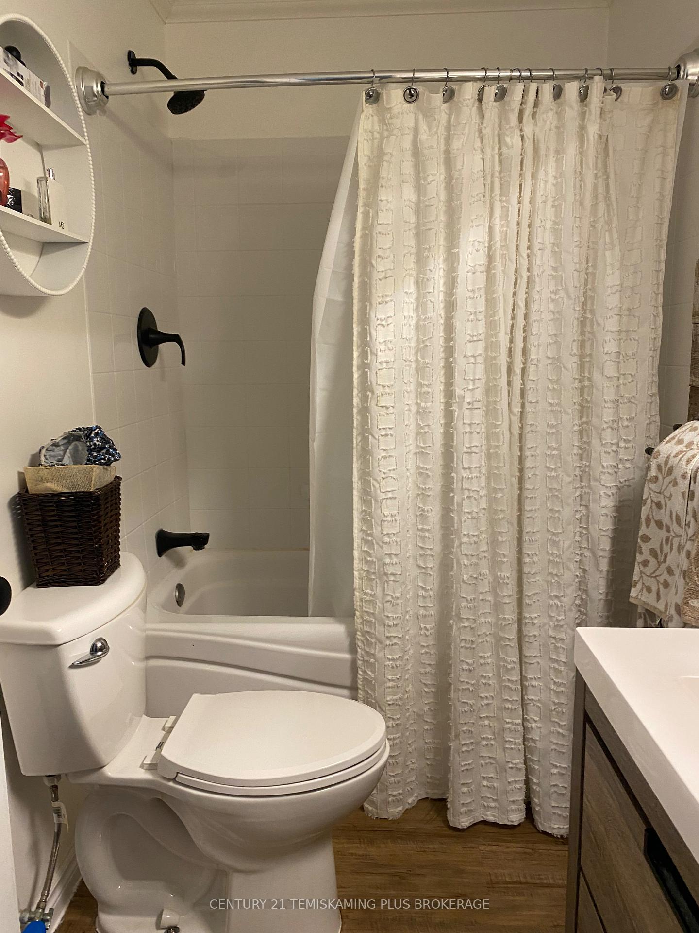 Photo 18 of 49 Galena Street, Cobalt — HOMEH