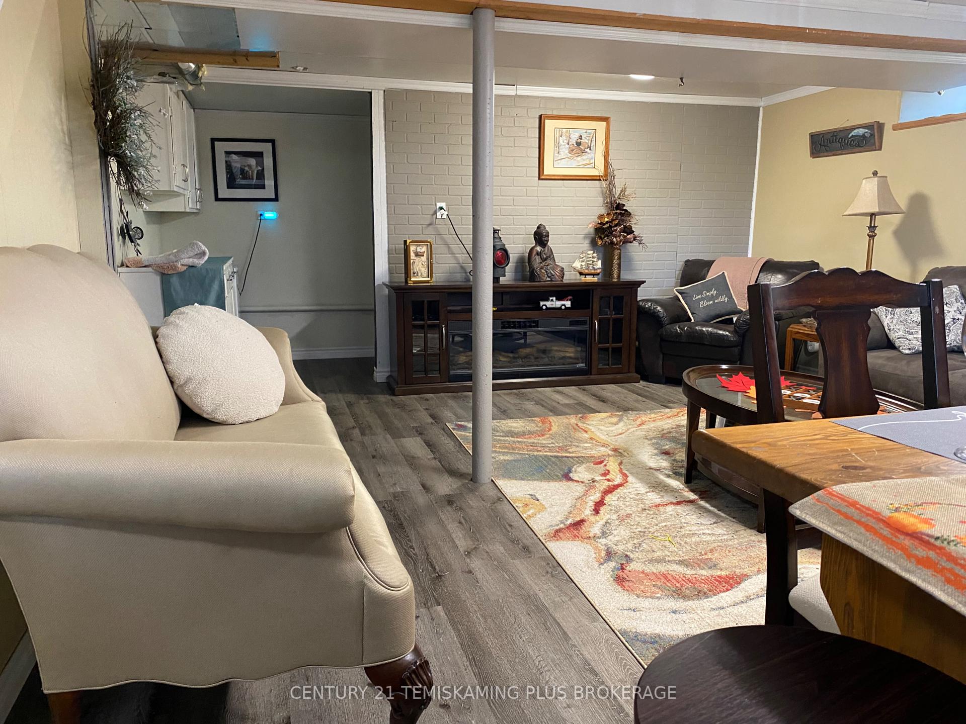Photo 27 of 49 Galena Street, Cobalt — HOMEH