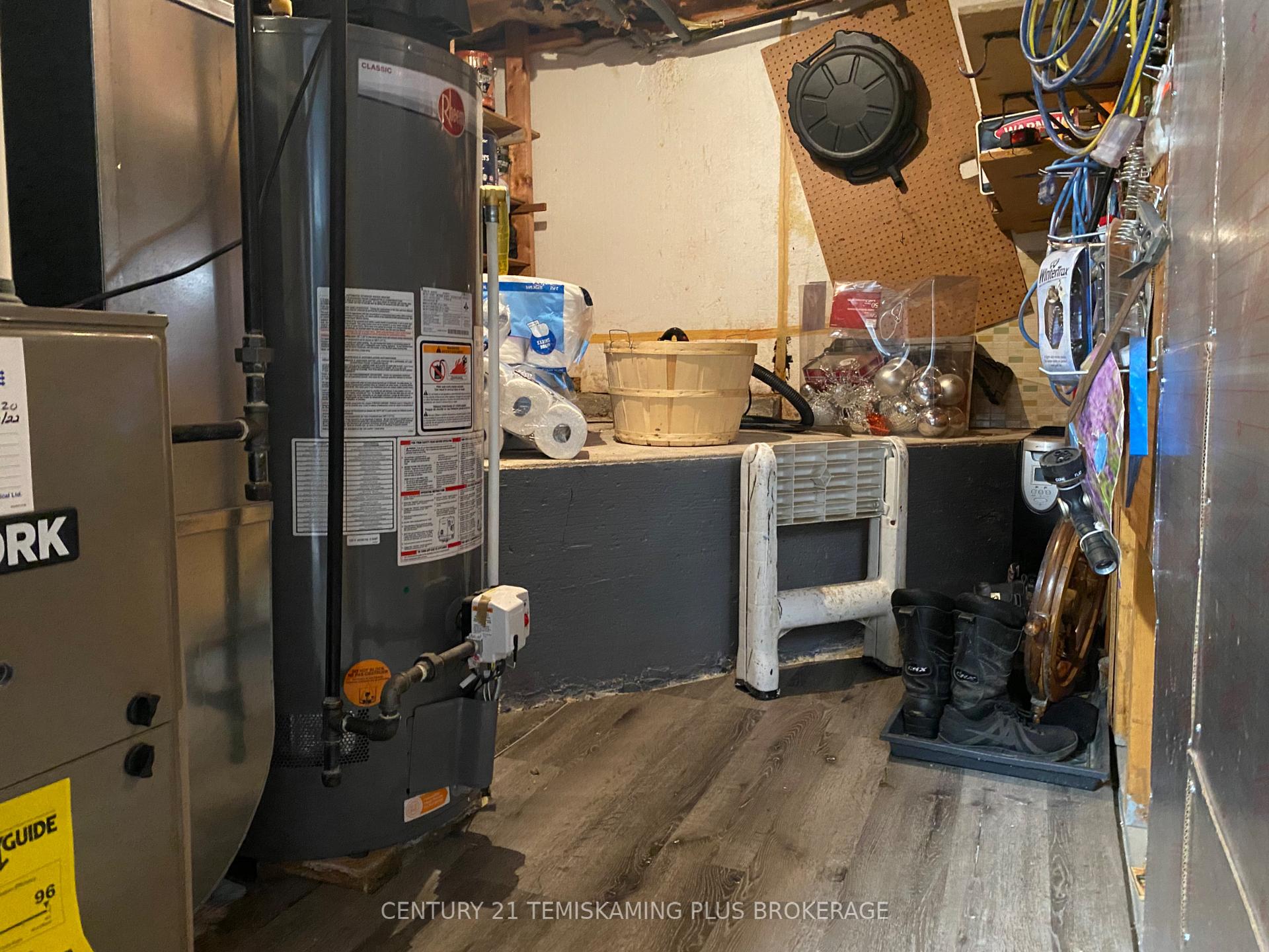 Photo 35 of 49 Galena Street, Cobalt — HOMEH