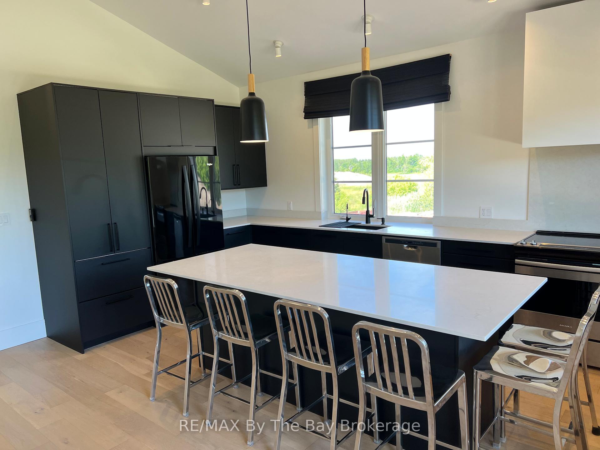 Photo 5 of 14 Raintree Court, Clearview, Rural Clearview — HOMEH