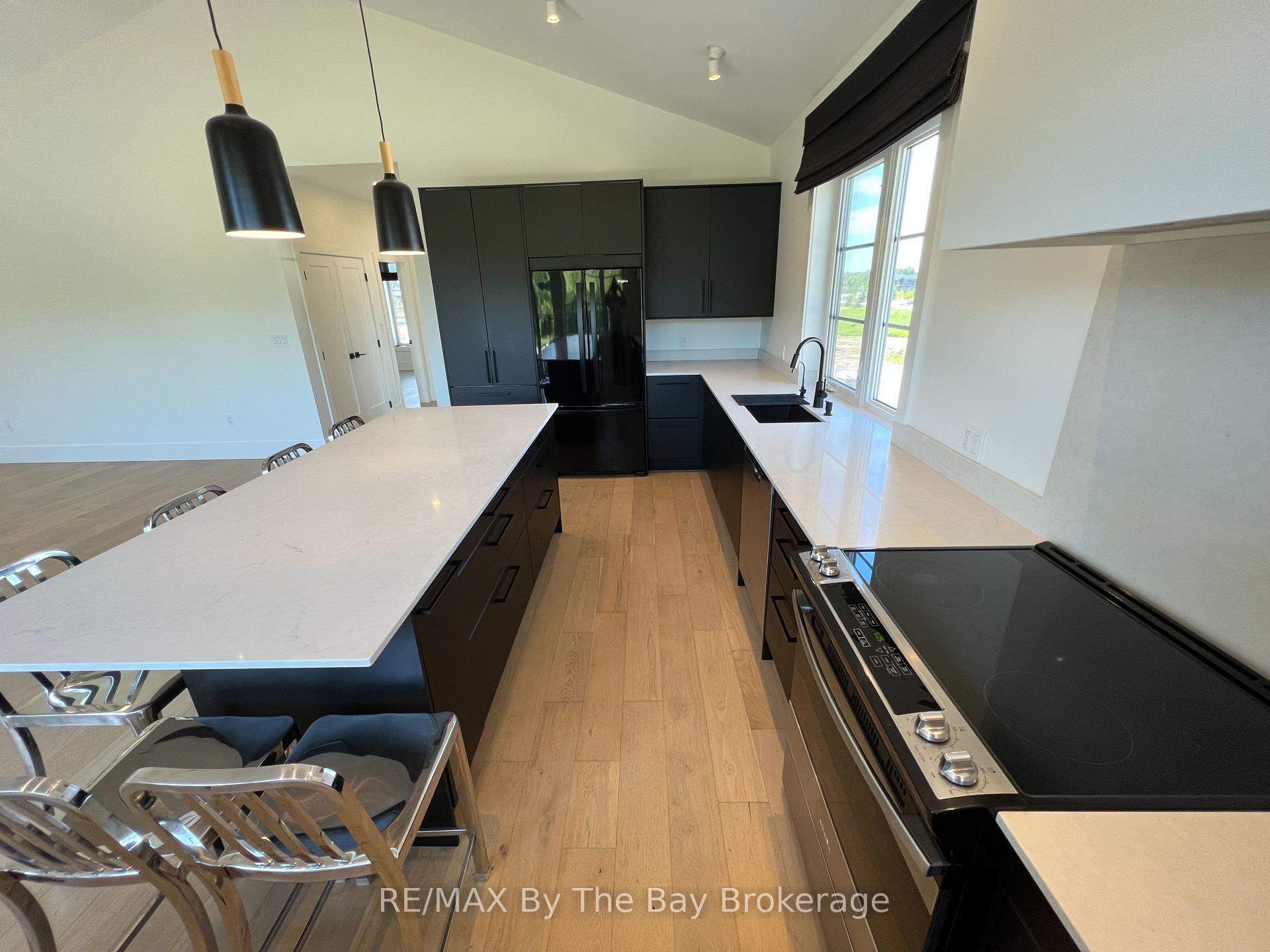 Photo 6 of 14 Raintree Court, Clearview, Rural Clearview — HOMEH