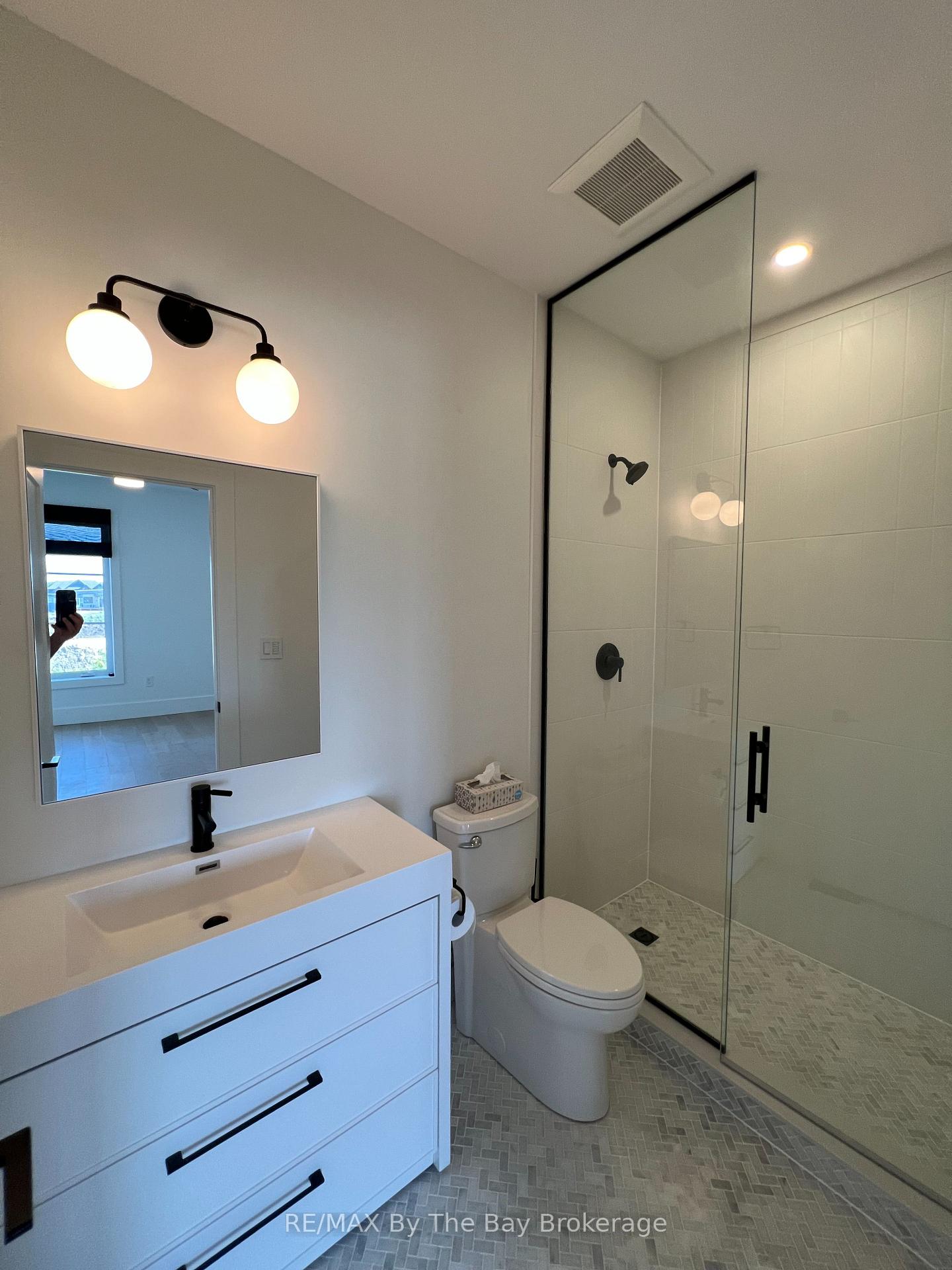 Photo 18 of 14 Raintree Court, Clearview, Rural Clearview — HOMEH