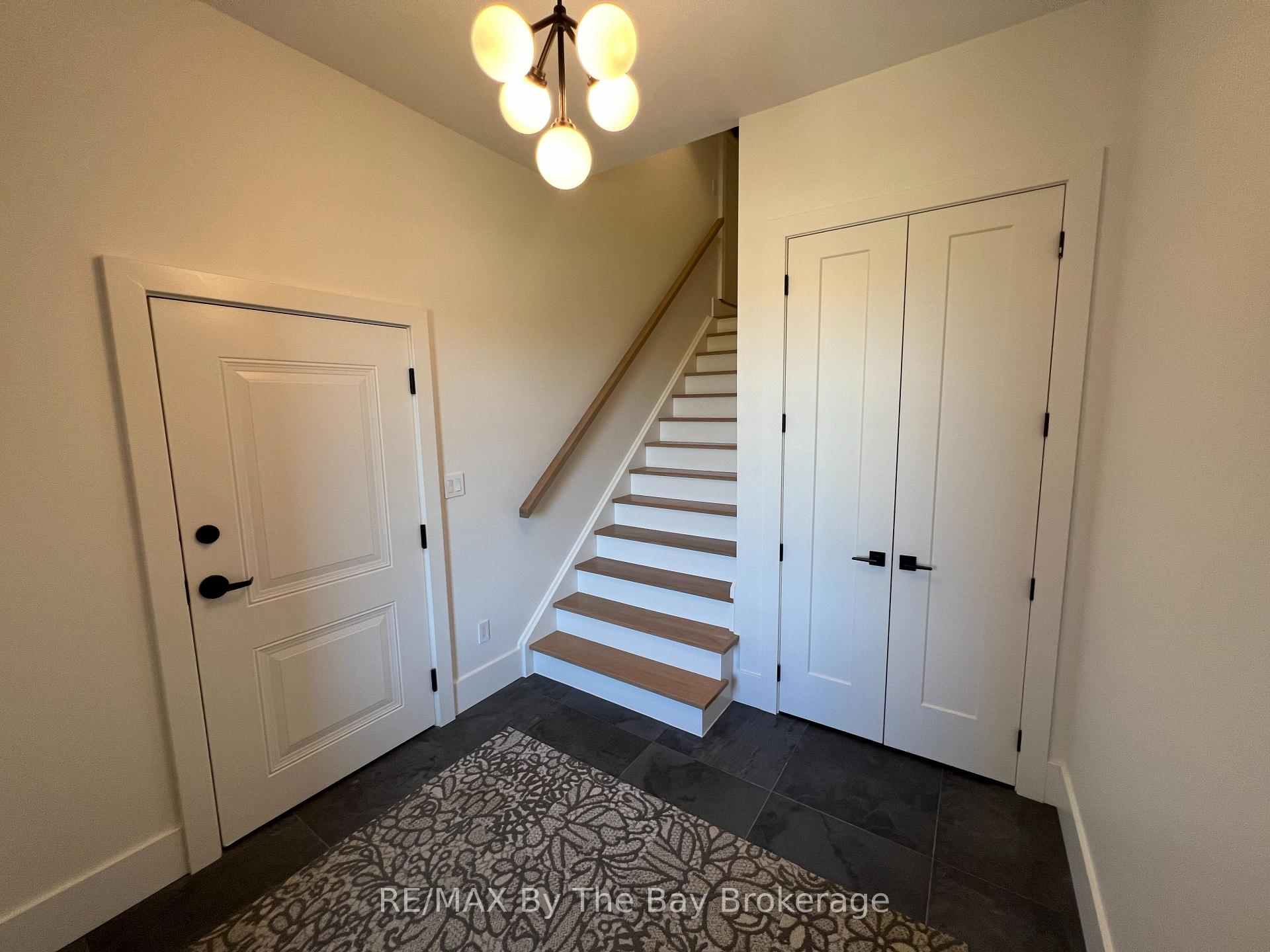 Photo 10 of 14 Raintree Court, Clearview, Rural Clearview — HOMEH