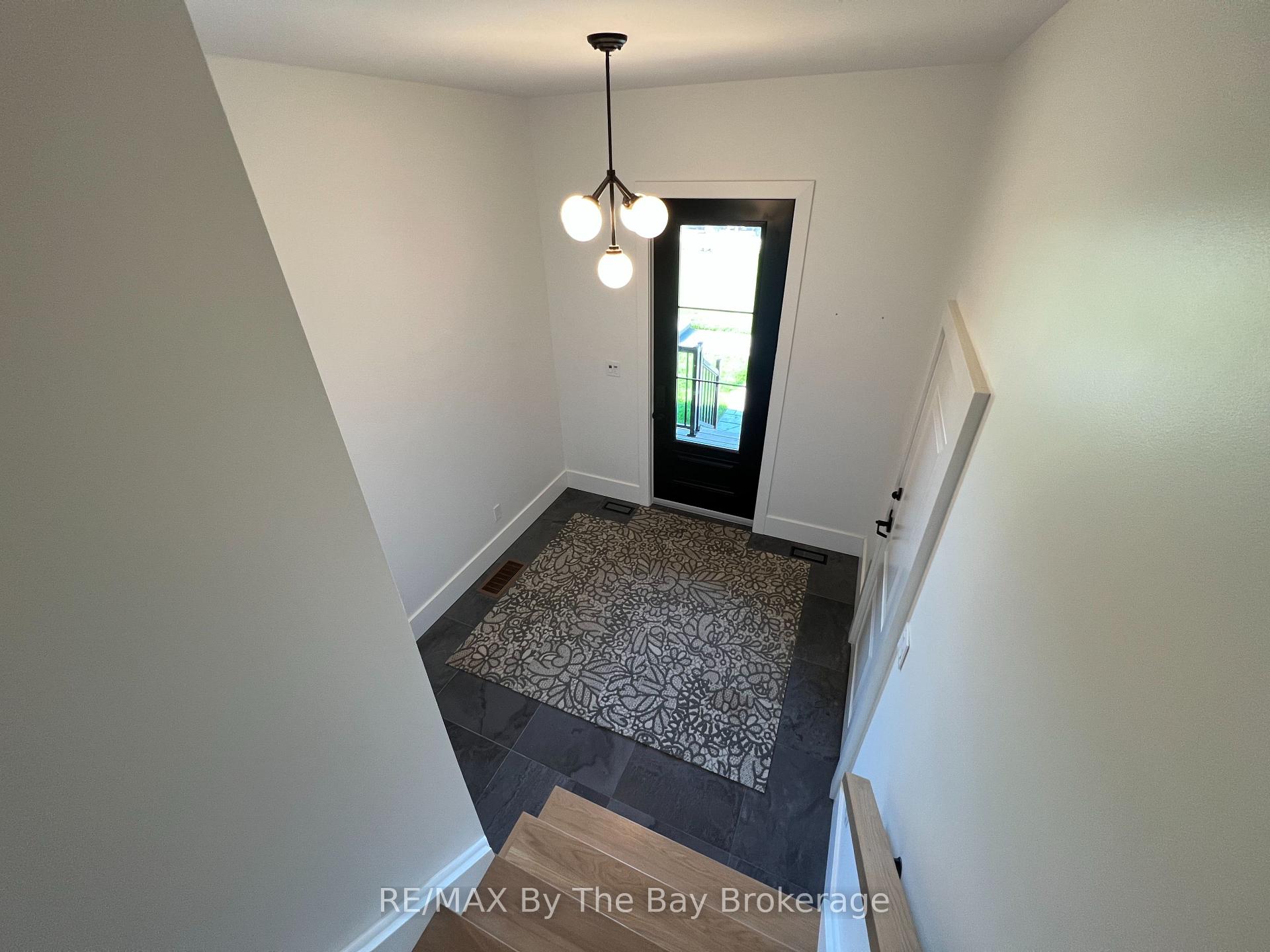 Photo 11 of 14 Raintree Court, Clearview, Rural Clearview — HOMEH