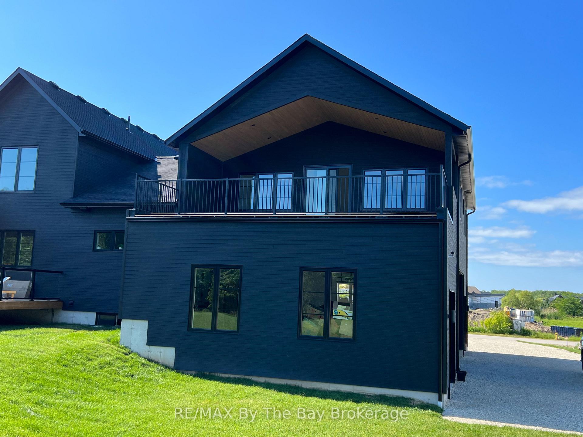 Photo 16 of 14 Raintree Court, Clearview, Rural Clearview — HOMEH