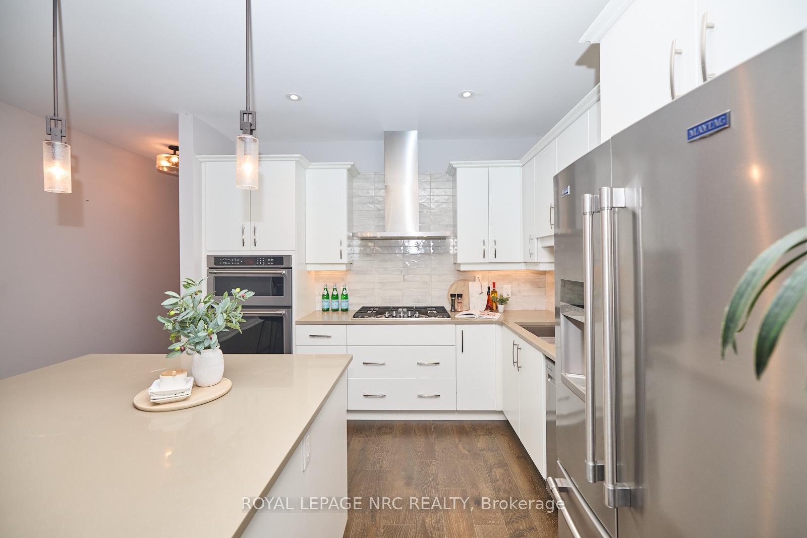 Photo 12 of 1001 Pelham Road, St. Catharines, Rykert/Vansickle — HOMEH