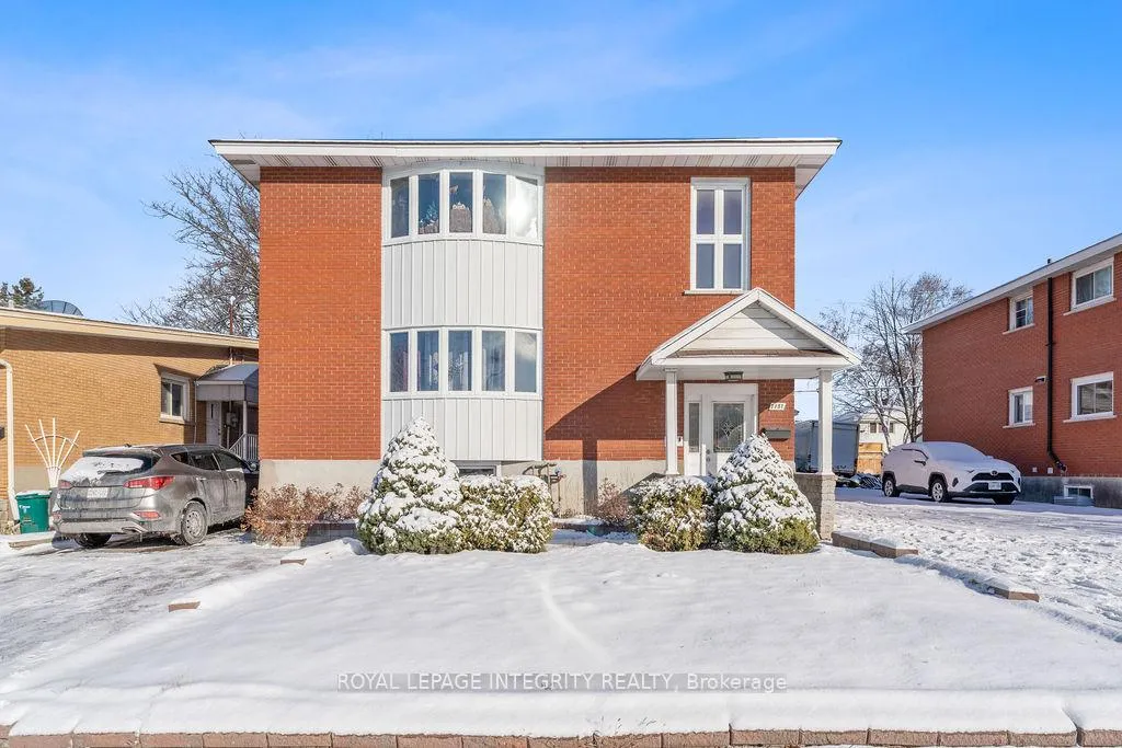 Front of Unit 2, 1151 Maitland Avenue