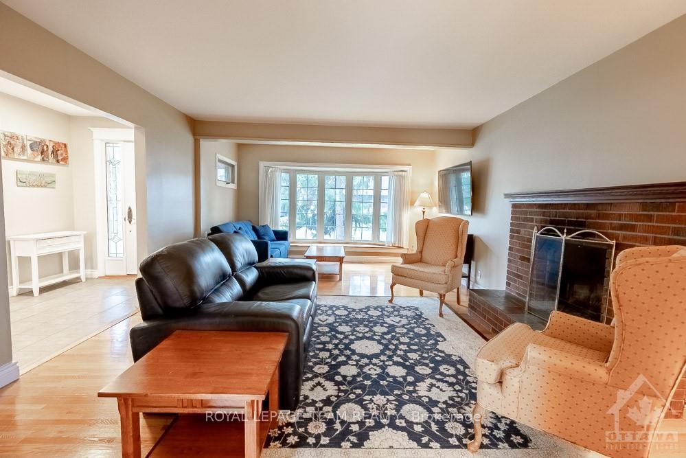 Photo 10 of 73 Aero Drive, Ottawa, Lakeview Park — HOMEH
