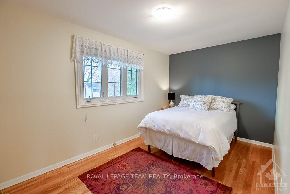 Photo 16 of 73 Aero Drive, Ottawa, Lakeview Park — HOMEH