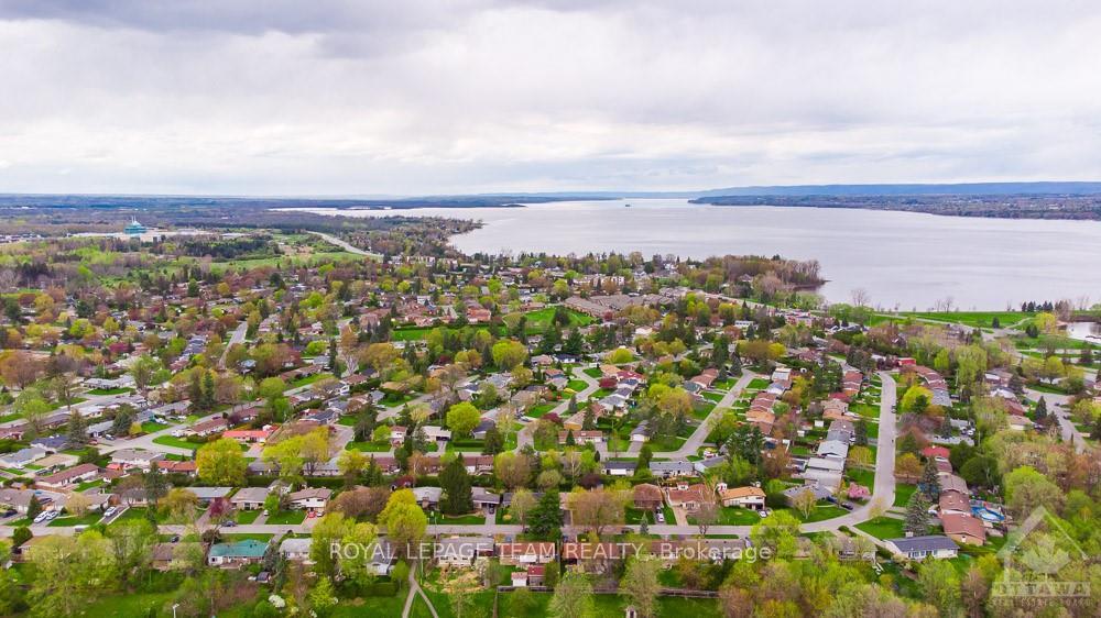 Photo 28 of 73 Aero Drive, Ottawa, Lakeview Park — HOMEH