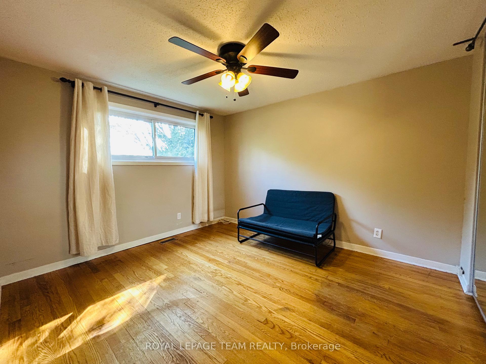Photo 16 of 23 Southview Crescent, Ottawa, Borden Farm/Stewart Farm/Carleton Heights/Parkwood Hills — HOMEH