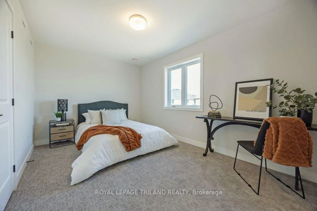 Photo 25 of 57 Silverleaf Path, St. Thomas — HOMEH