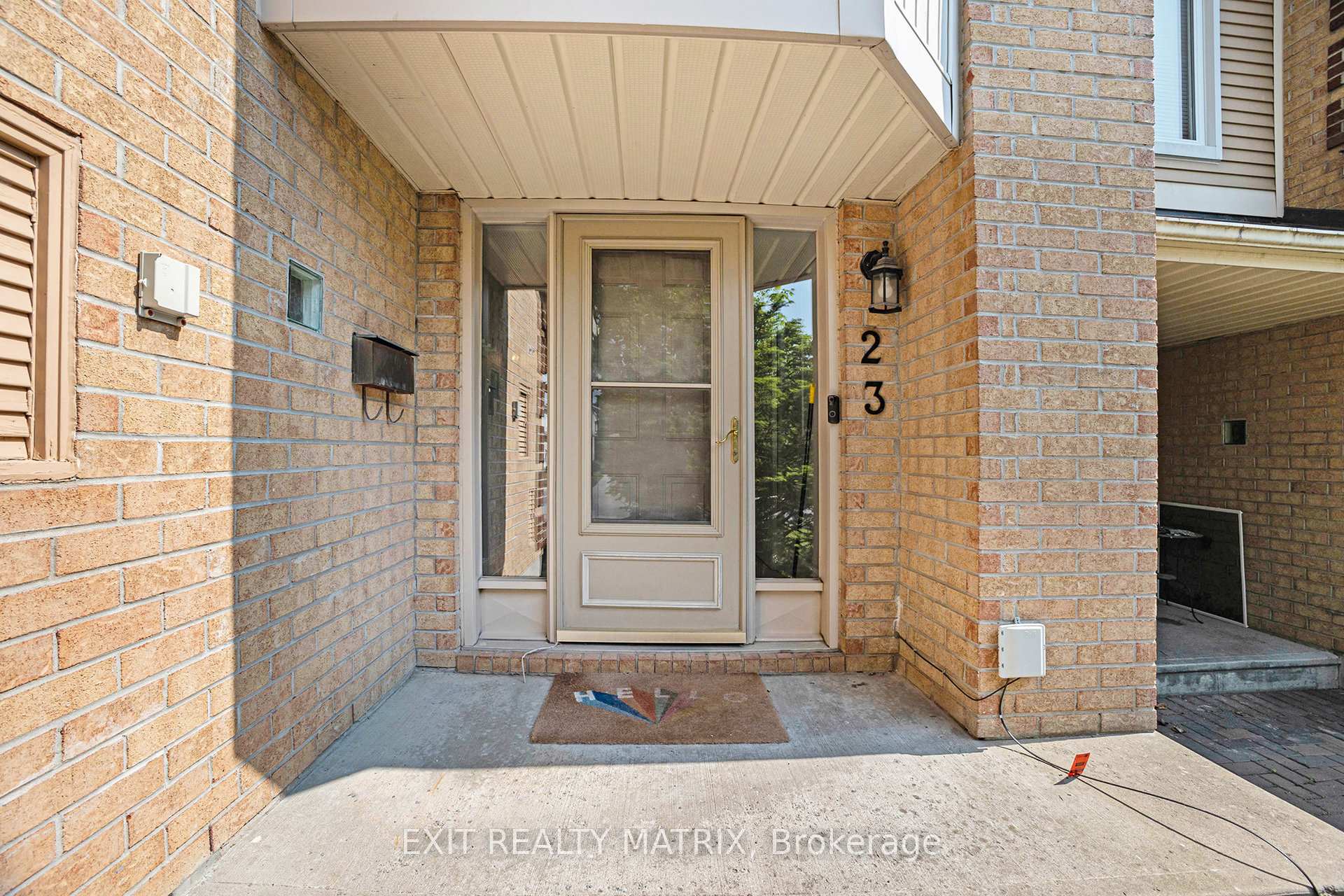 Photo 3 of 23 Weybridge Drive, Ottawa, Barrhaven - Cedargrove/Fraserdale — HOMEH