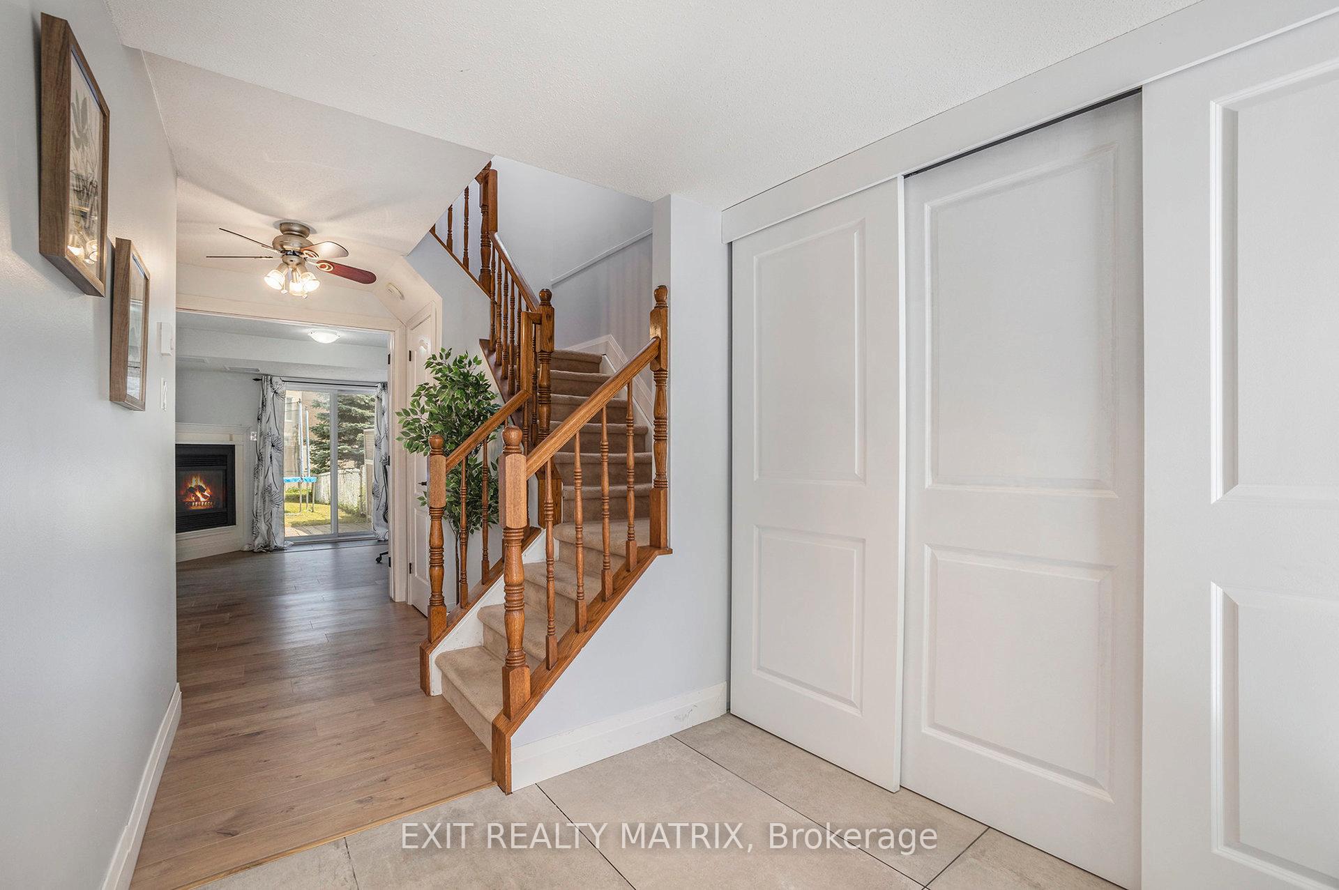 Photo 8 of 23 Weybridge Drive, Ottawa, Barrhaven - Cedargrove/Fraserdale — HOMEH