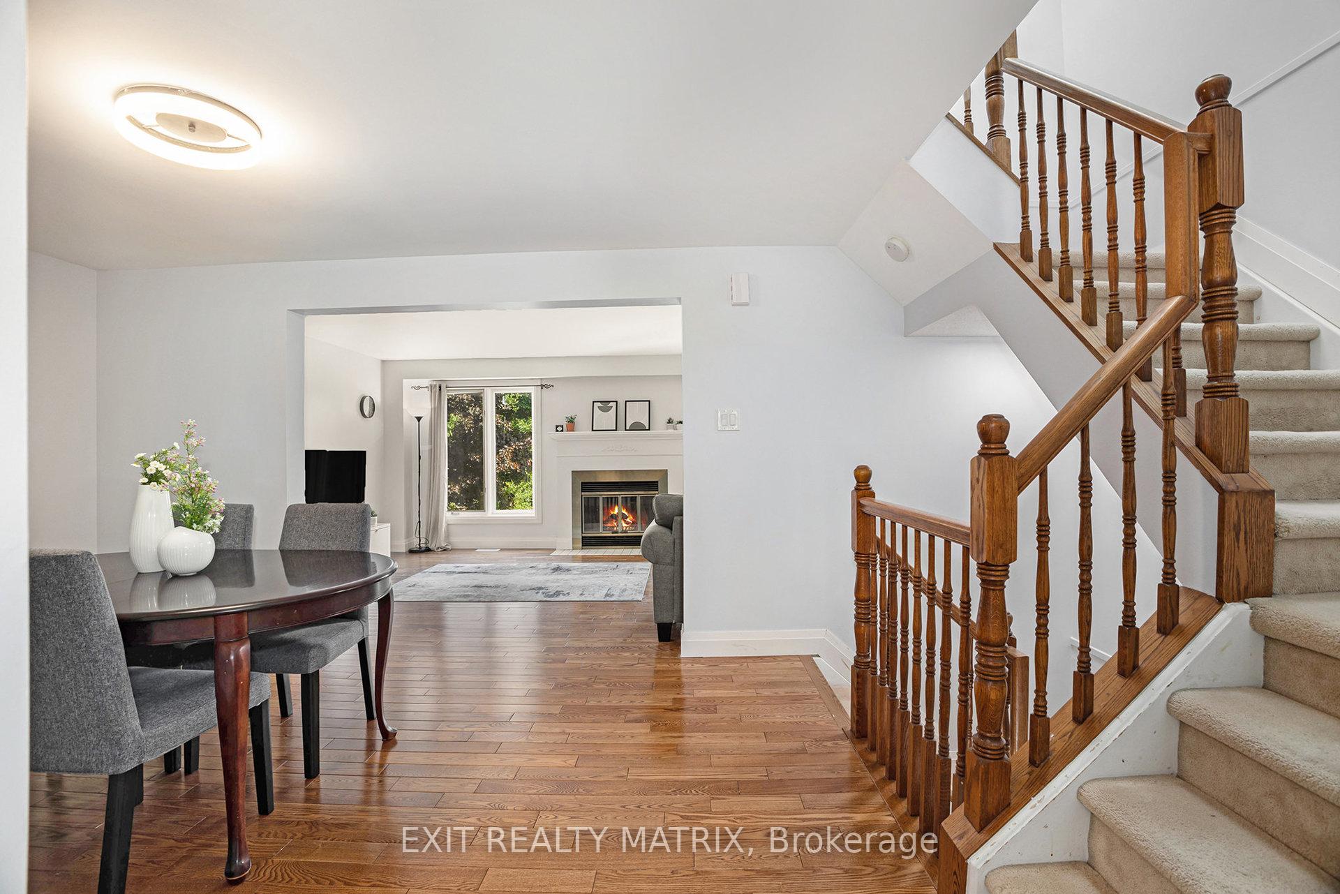 Photo 12 of 23 Weybridge Drive, Ottawa, Barrhaven - Cedargrove/Fraserdale — HOMEH