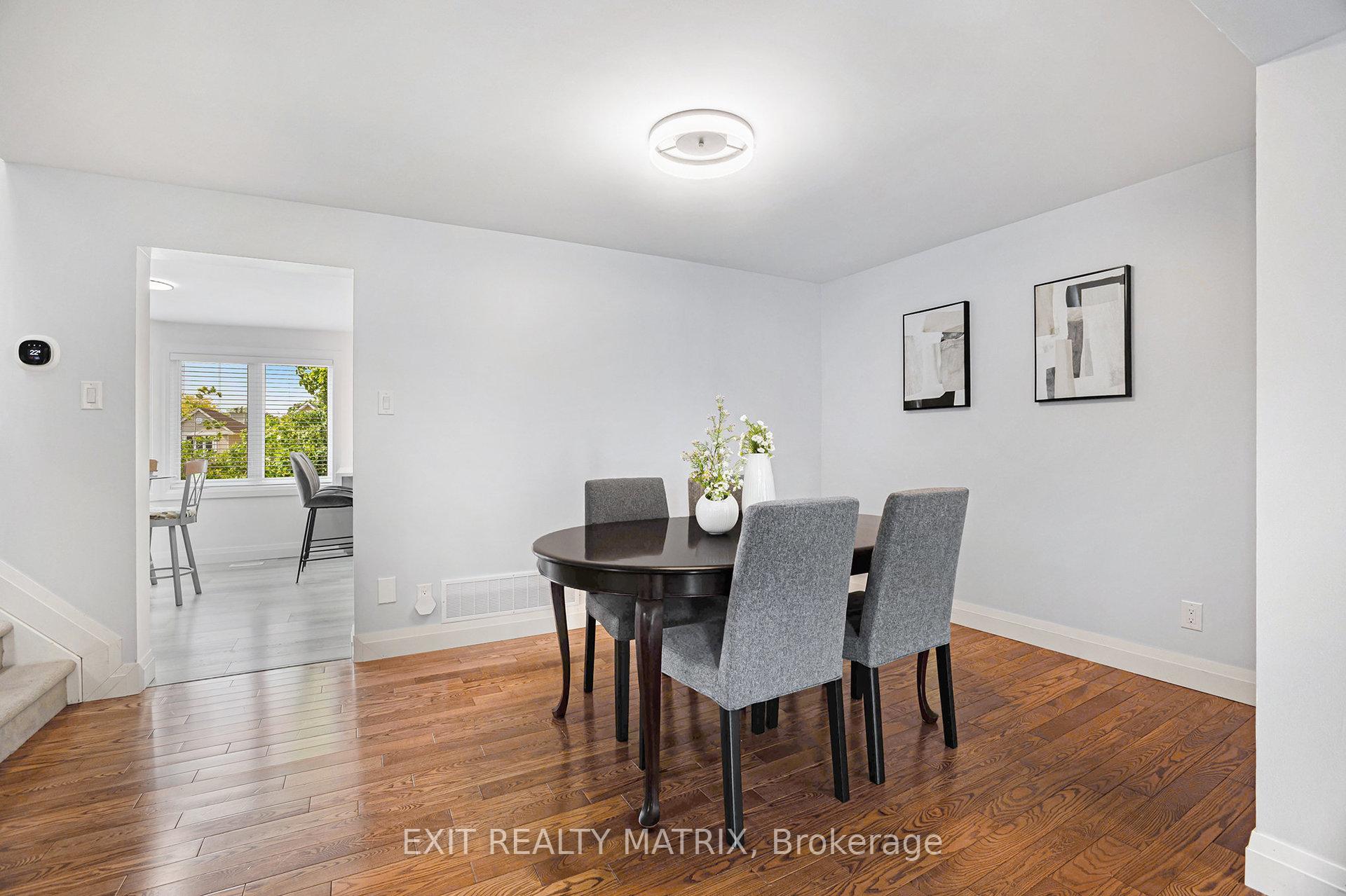 Photo 16 of 23 Weybridge Drive, Ottawa, Barrhaven - Cedargrove/Fraserdale — HOMEH