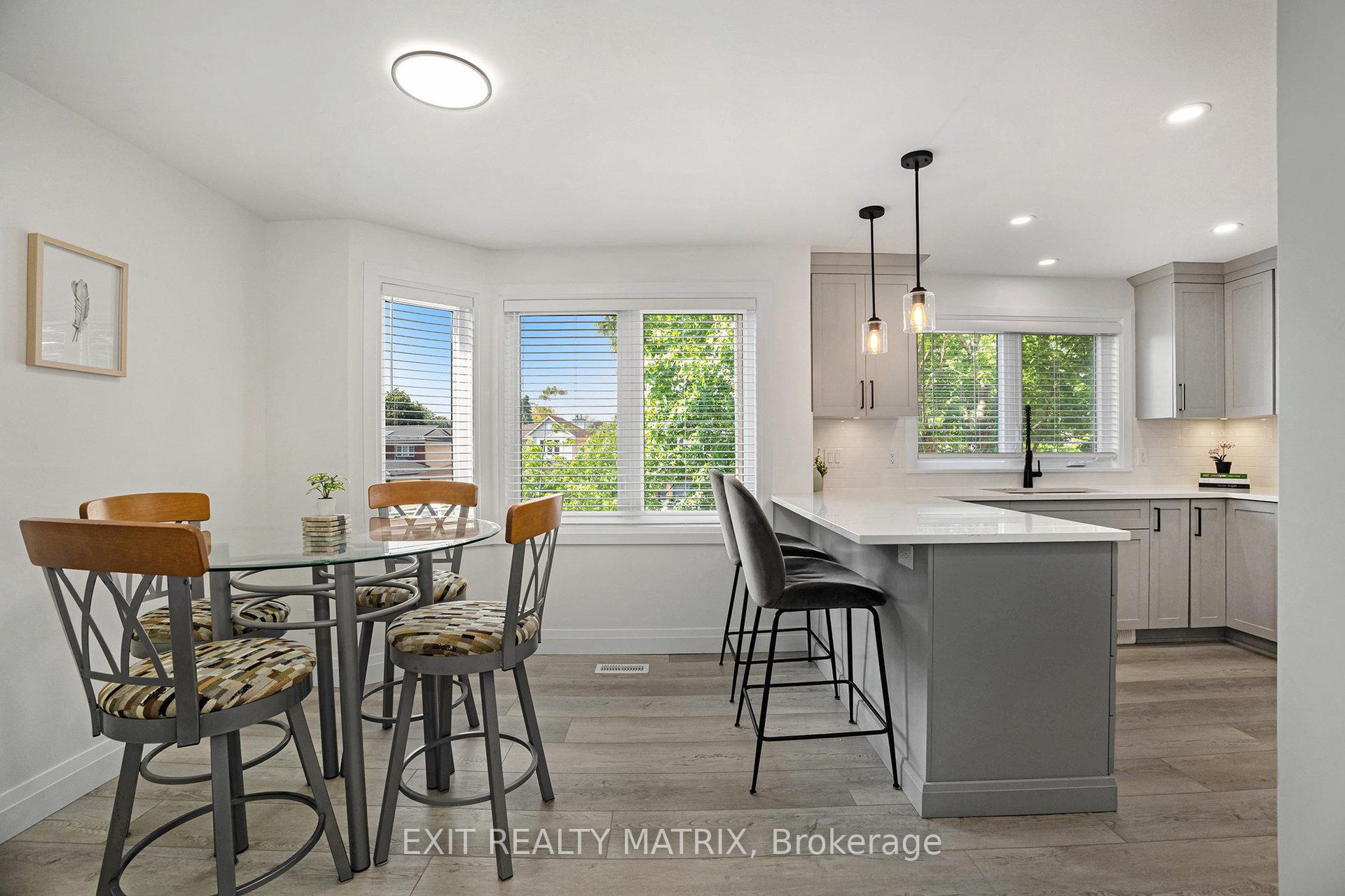 Photo 23 of 23 Weybridge Drive, Ottawa, Barrhaven - Cedargrove/Fraserdale — HOMEH