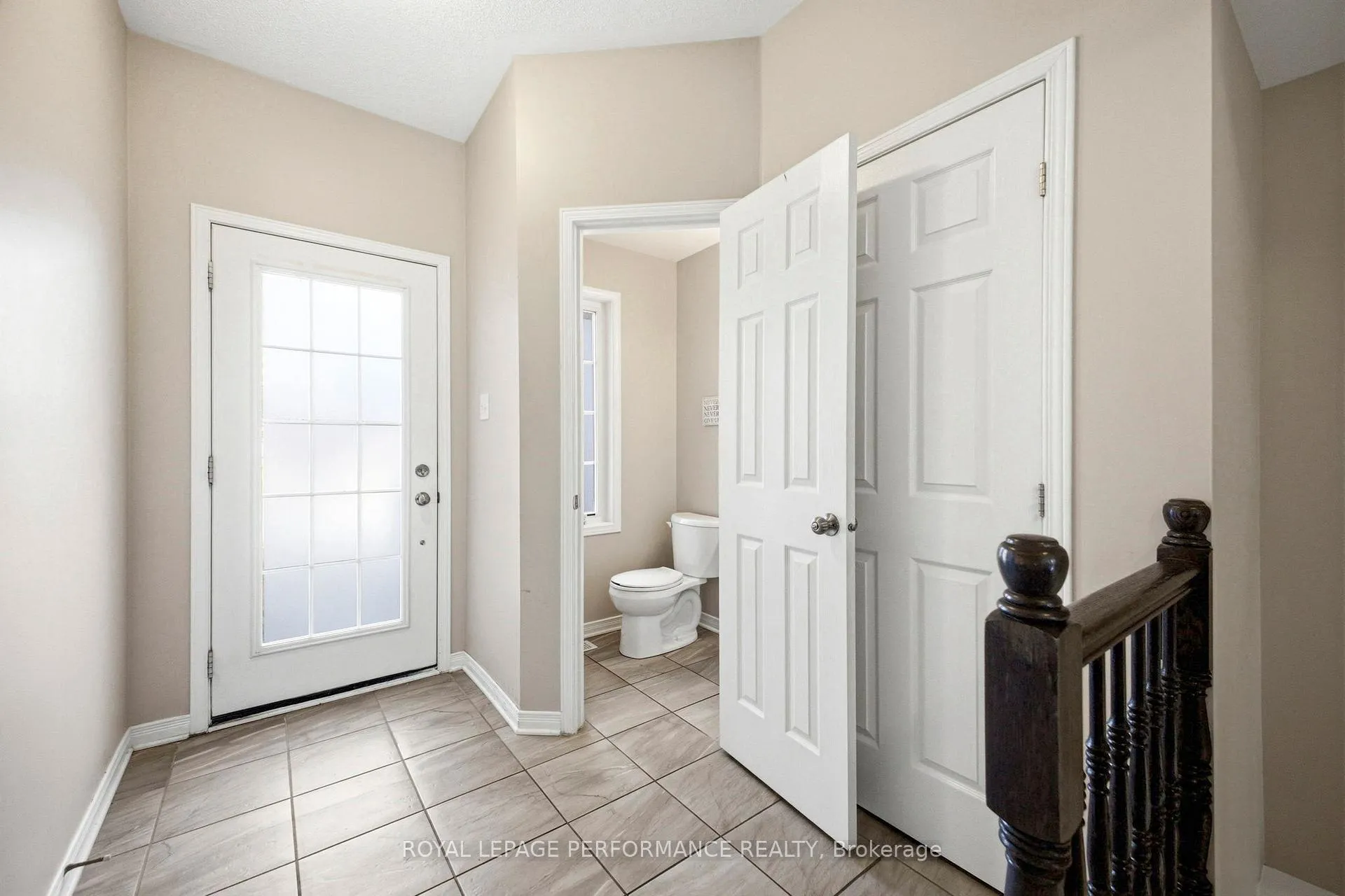 Photo 3 of 15 Dundalk Private, Ottawa, Barrhaven - Stonebridge — HOMEH