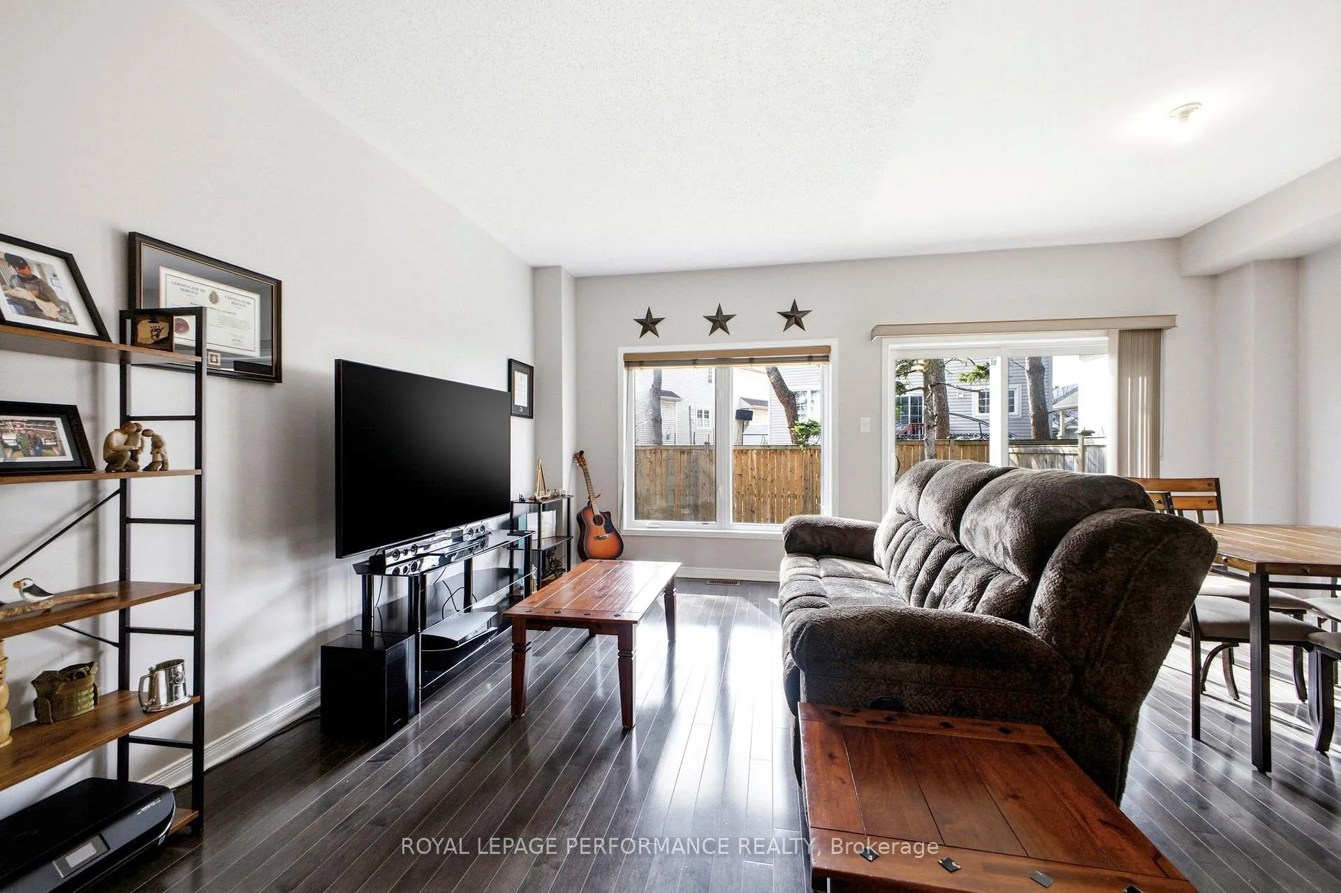 Photo 13 of 15 Dundalk Private, Ottawa, Barrhaven - Stonebridge — HOMEH