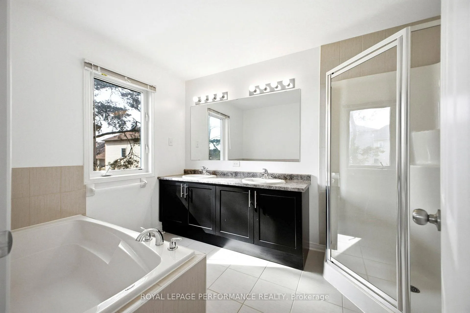 Photo 23 of 15 Dundalk Private, Ottawa, Barrhaven - Stonebridge — HOMEH