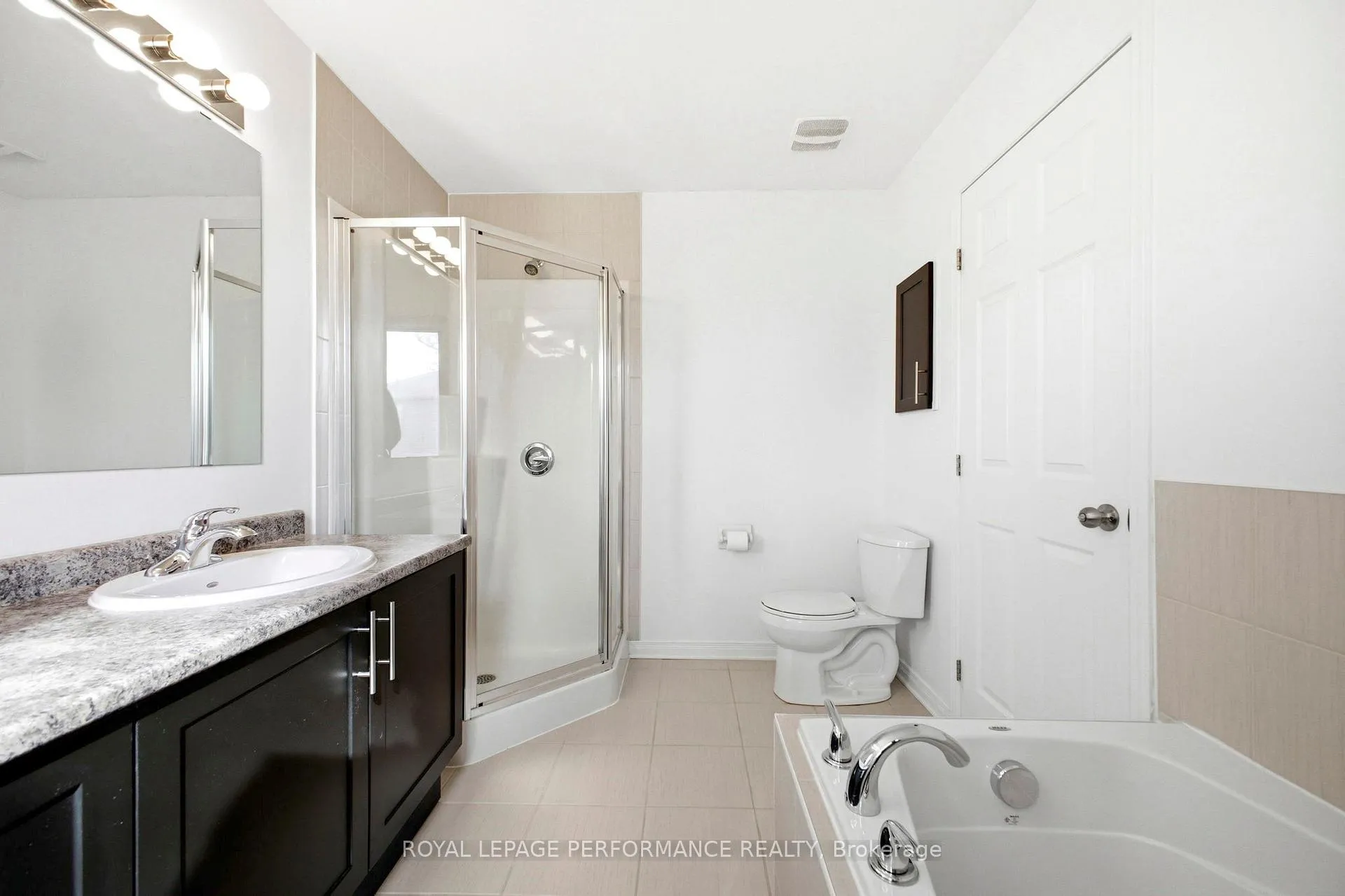 Photo 24 of 15 Dundalk Private, Ottawa, Barrhaven - Stonebridge — HOMEH