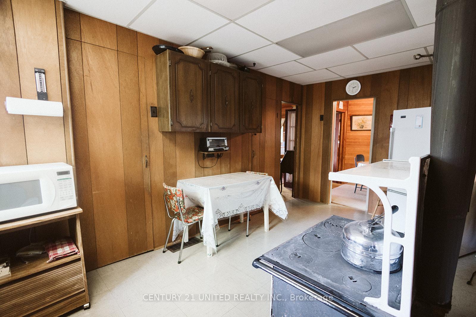 Photo 19 of 406 Carveths Marina Road, Douro-Dummer — HOMEH