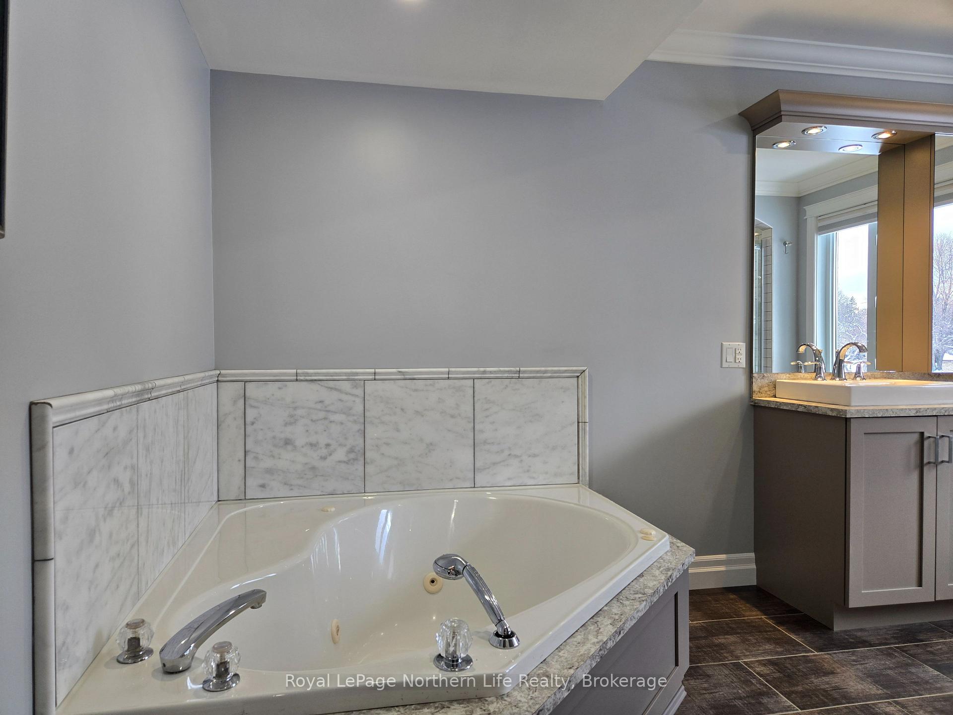Photo 19 of 251 Lawlor Street, Temiskaming Shores, Haileybury — HOMEH