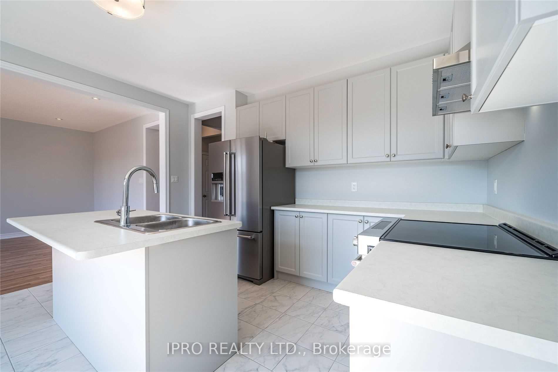 Photo 5 of 23 Attlebery Crescent, Brant, Paris — HOMEH